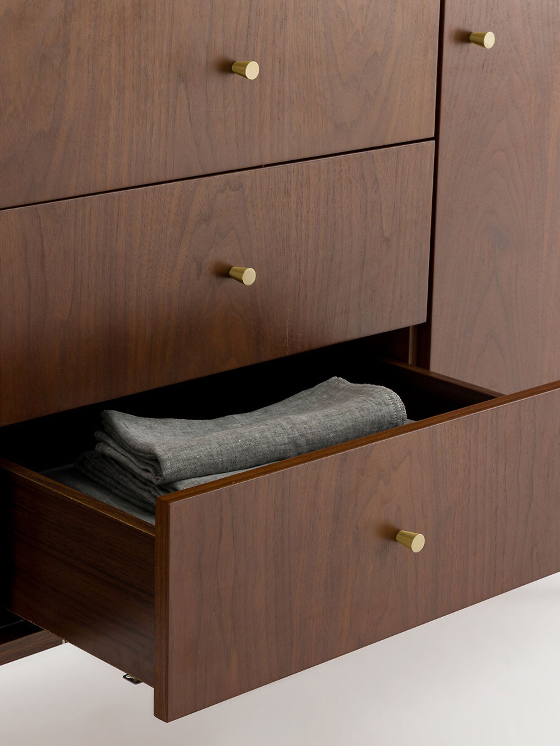 La Redoute Intérieurs Walnut Ronda Vintage Sideboard - Image 6 of 6