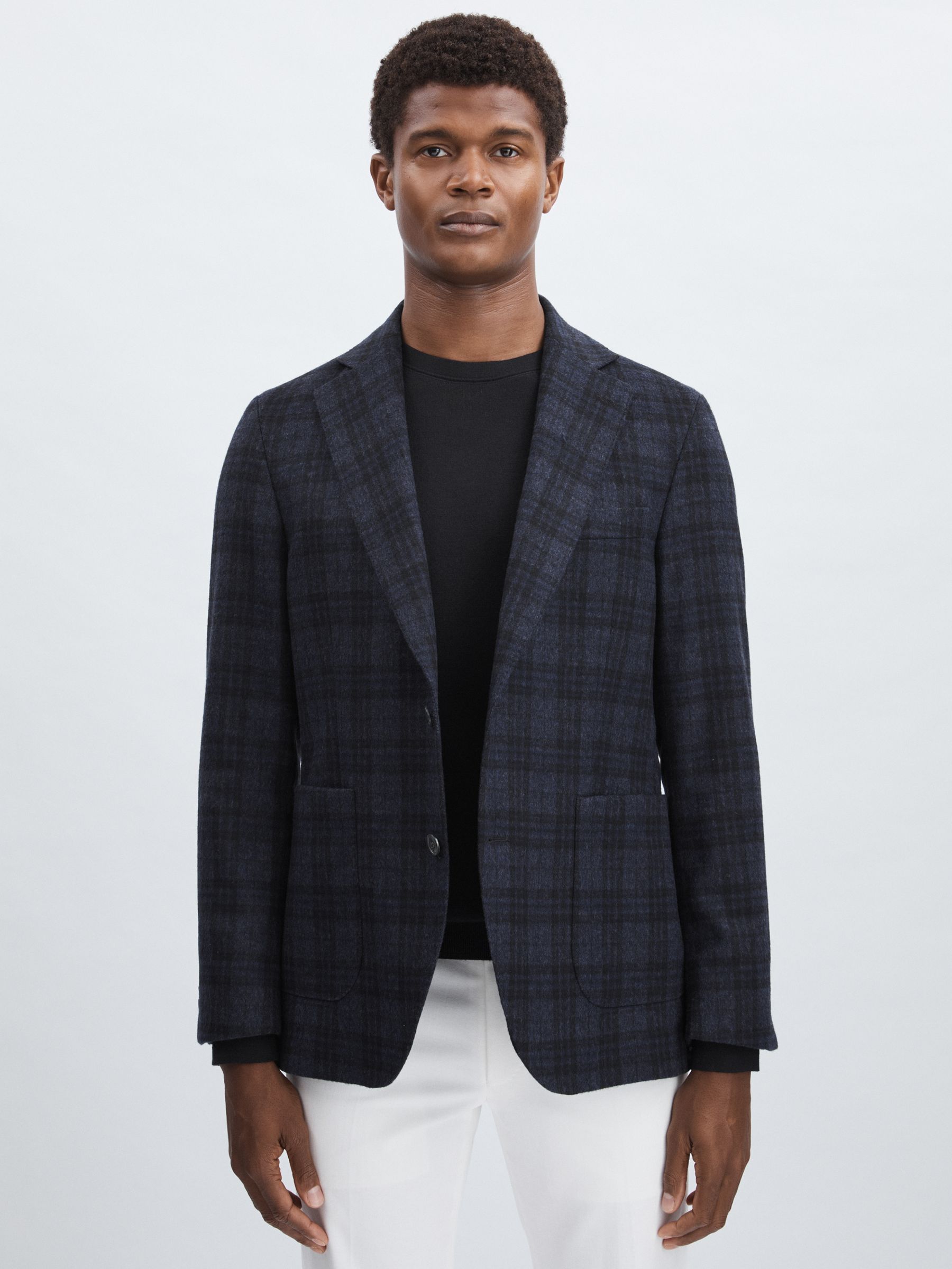 Oscar Jacobson Single Breasted Tweed Check Blazer in Navy - Image 3 of 8