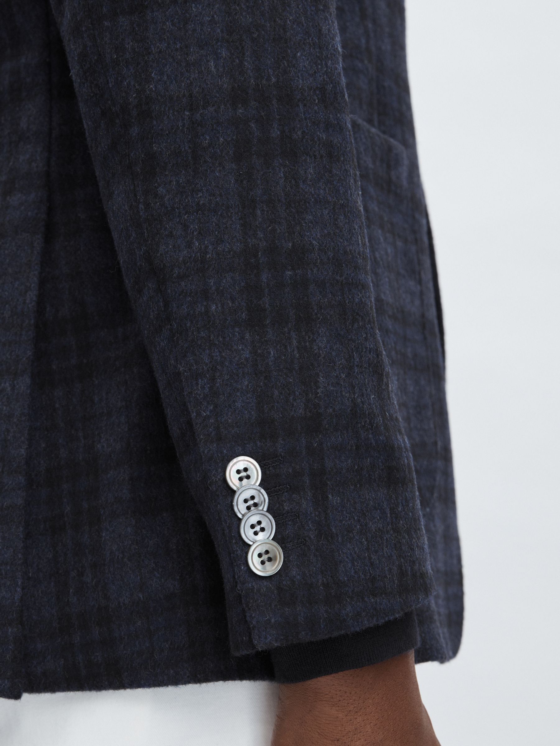 Oscar Jacobson Single Breasted Tweed Check Blazer in Navy - Image 5 of 8