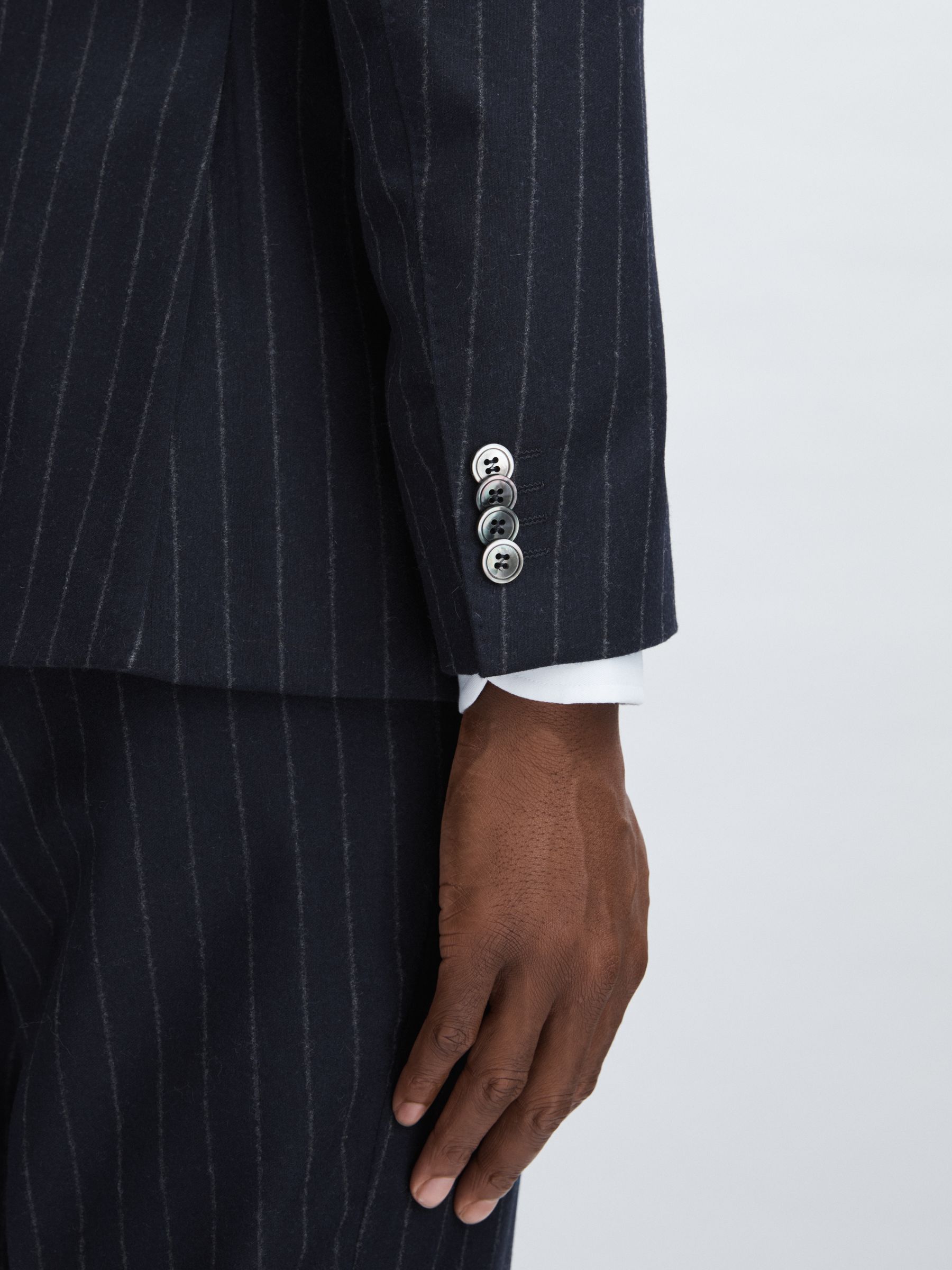 Oscar Jacobson Wool Single-Breasted Pinstripe Blazer in Navy - Image 5 of 7