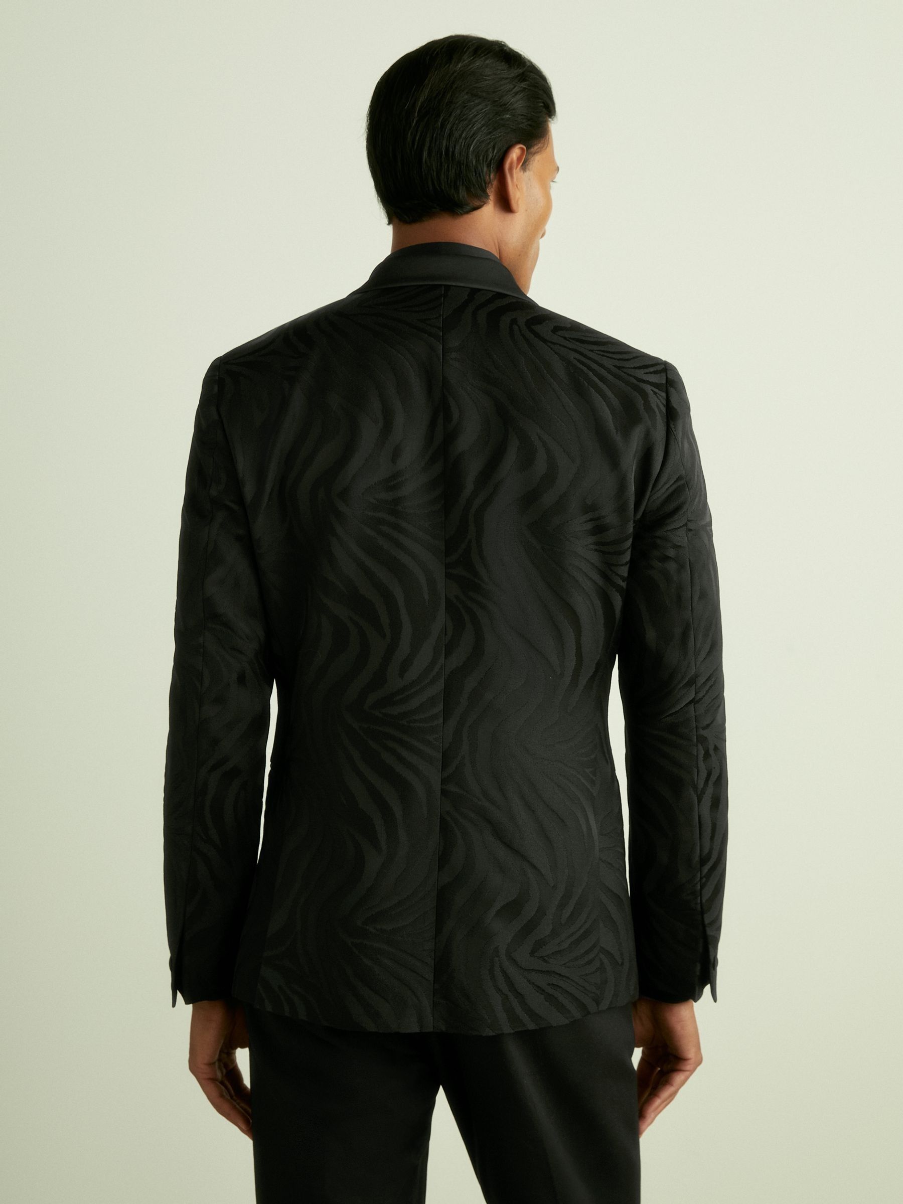 Wool-Blend Jacquard Tuxedo Jacket in Black - Image 4 of 8