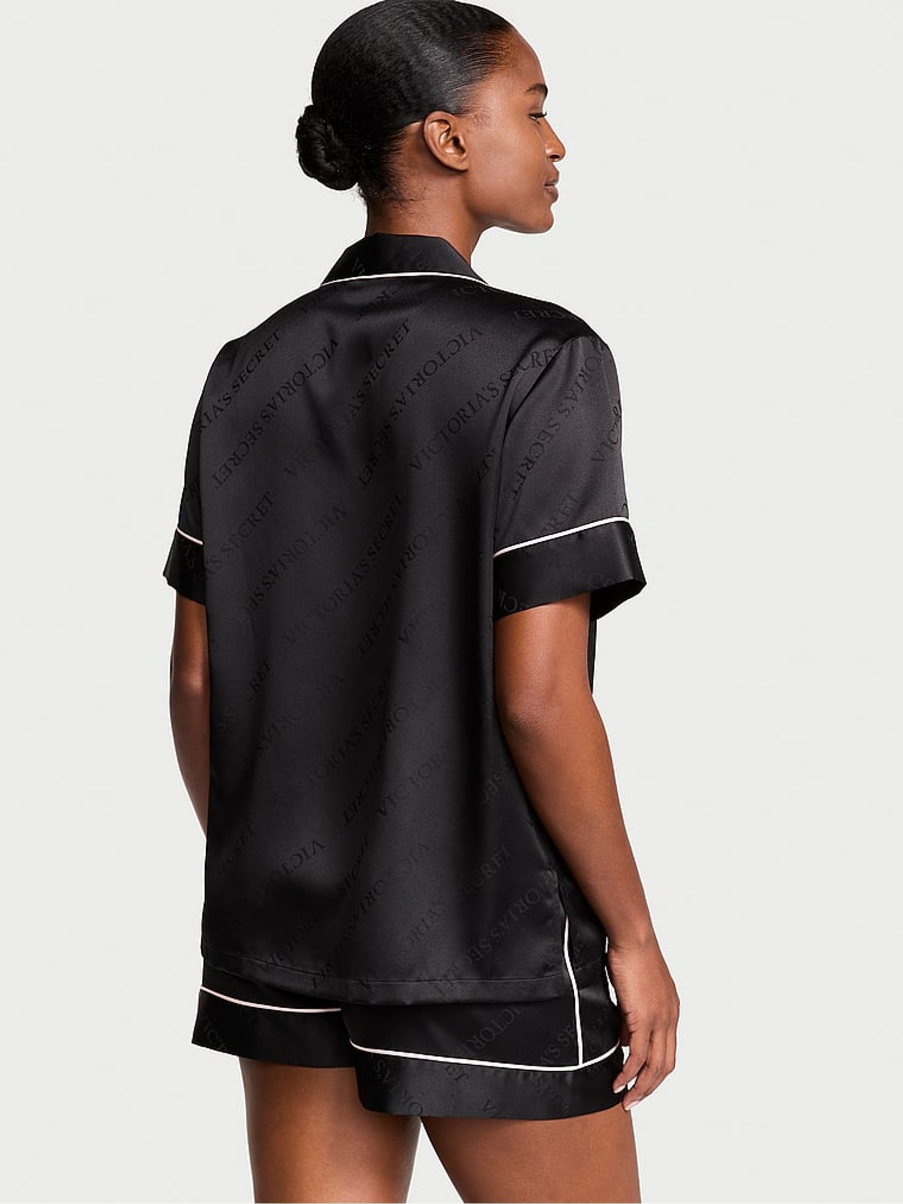 Black Diagonal Logo Satin Short Pyjama Set