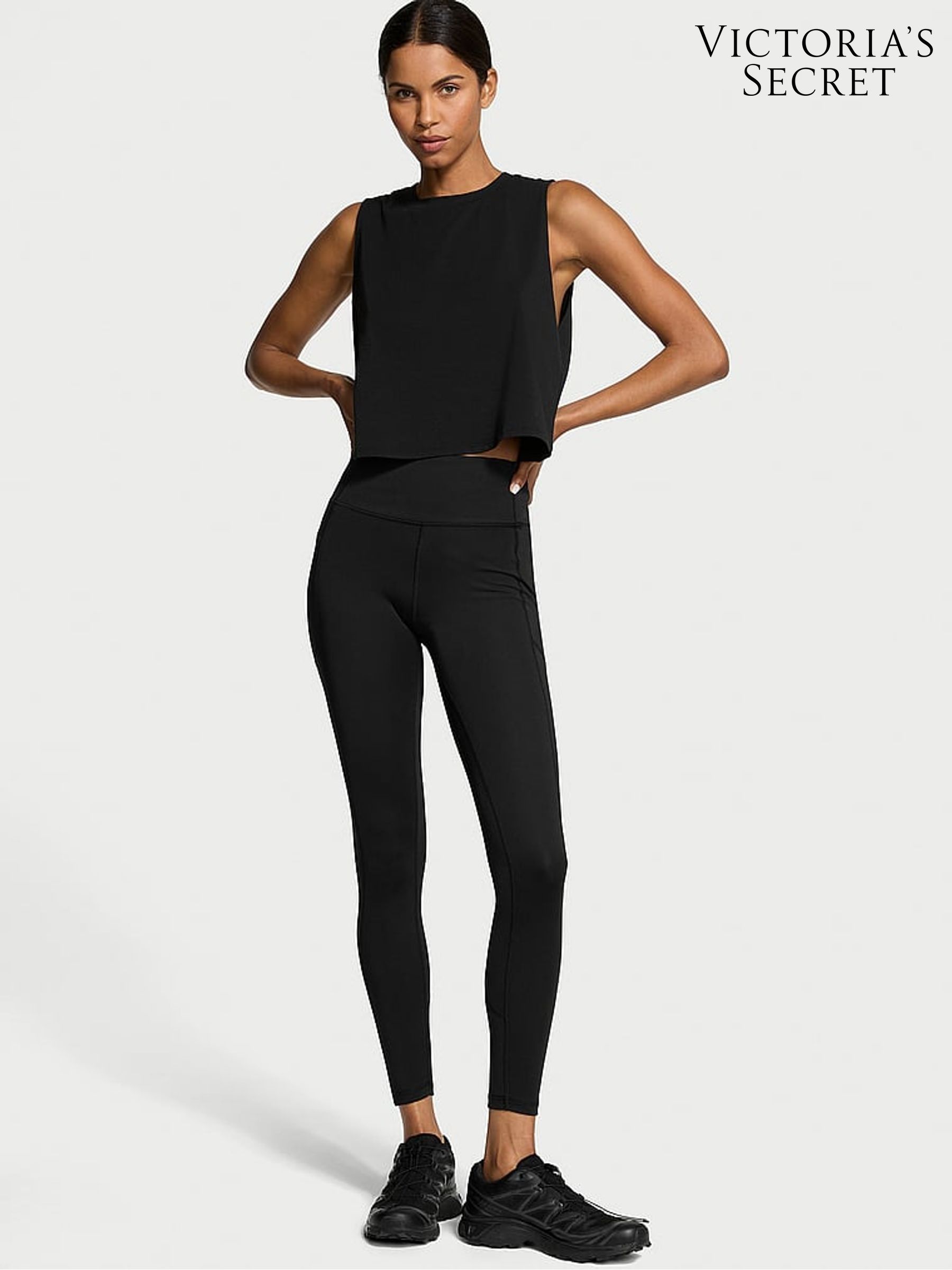Black 7/8 Length Essential Pocket Leggings - Image 6 of 6