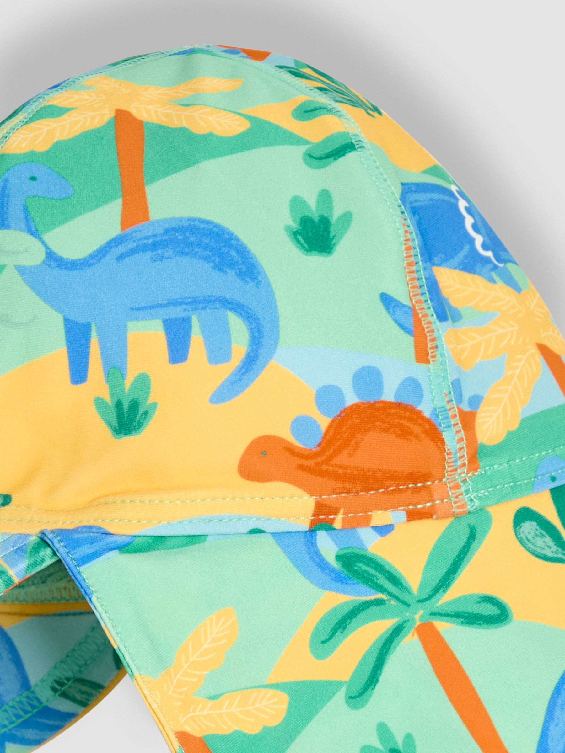 Green Sun Protection Hat - Image 2 of 3