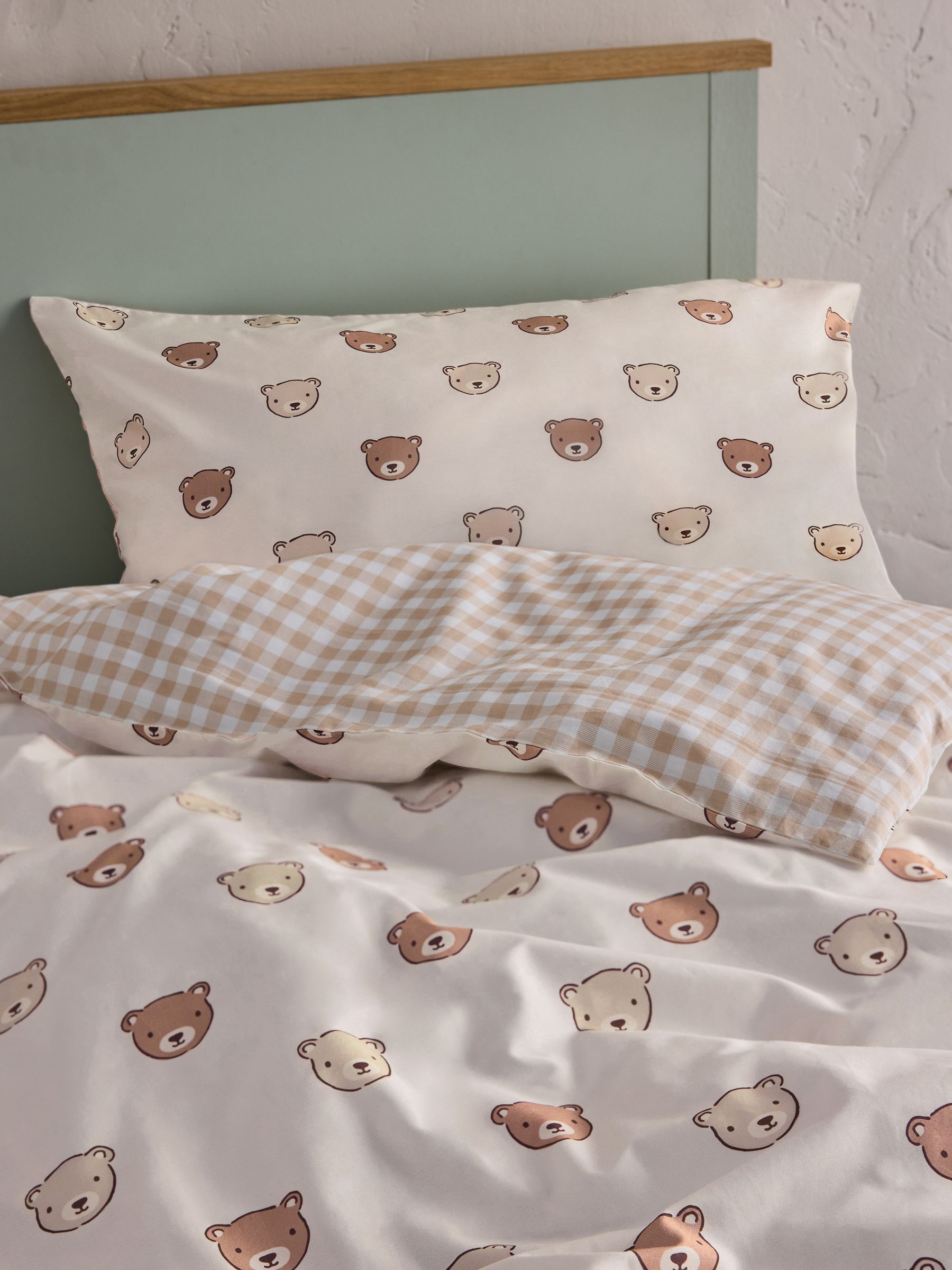 Bear 180 Thread Count Duvet Cover and Pillowcase Set - Image 3 of 10
