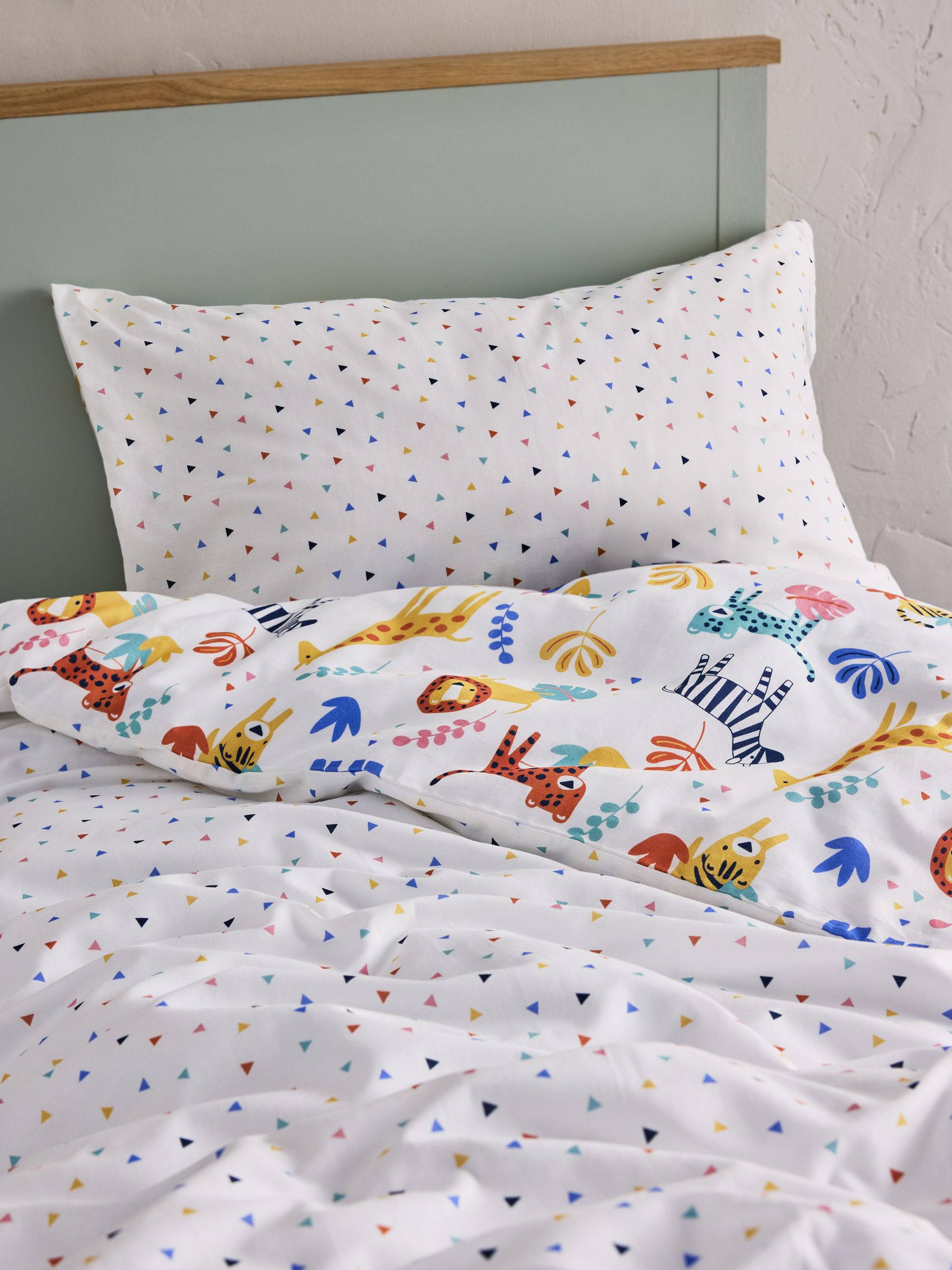 Safari 180 Thread Count Duvet Cover and Pillowcase Set - Image 3 of 9