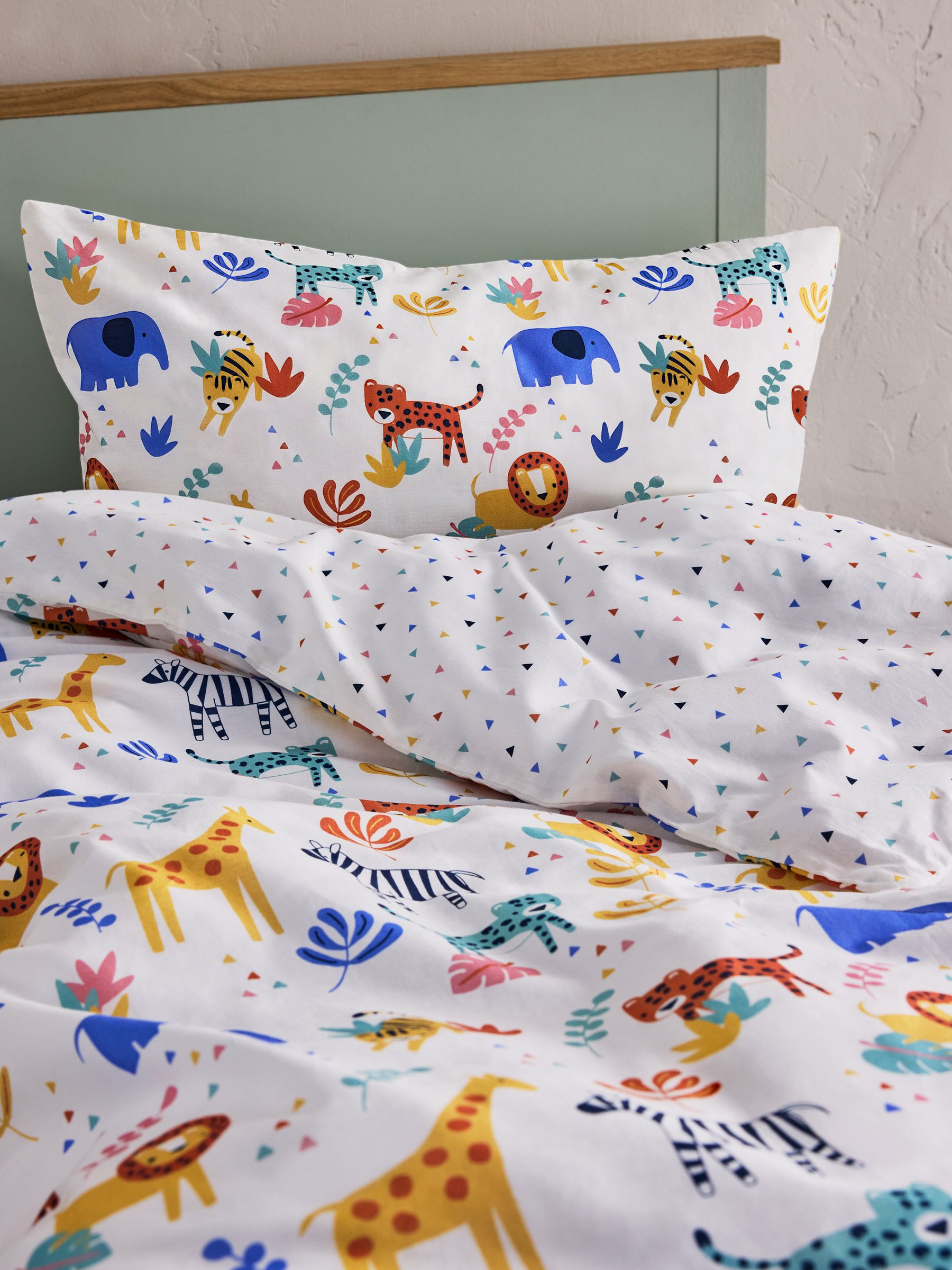 Safari 180 Thread Count Duvet Cover and Pillowcase Set - Image 4 of 9