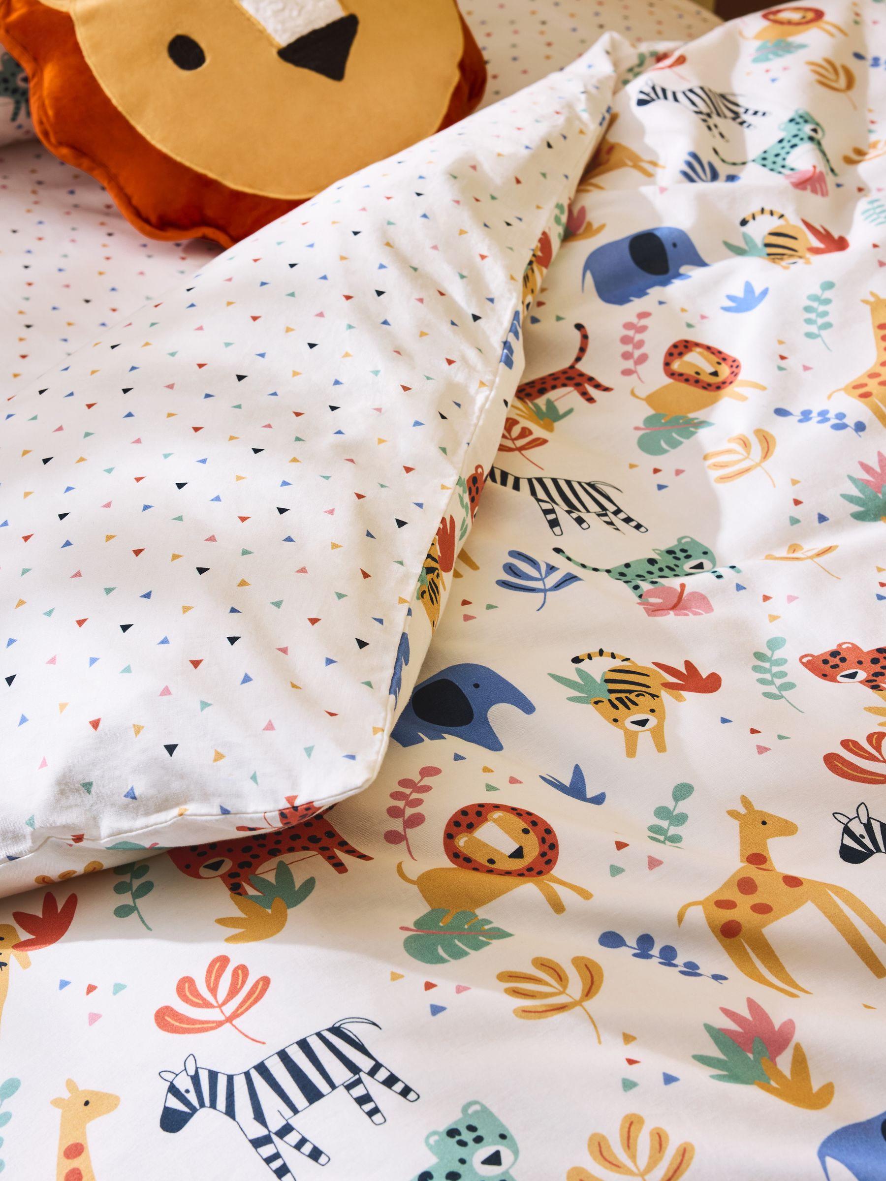 Safari 180 Thread Count Duvet Cover and Pillowcase Set - Image 7 of 9