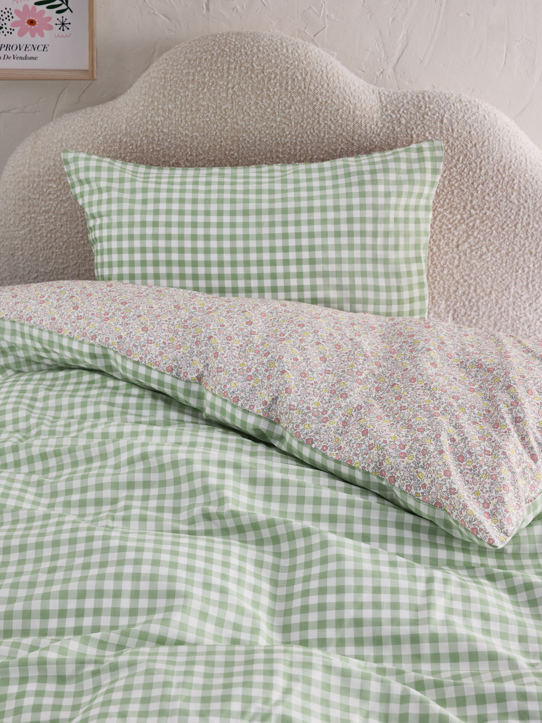 Ditsy 180 Thread Count Duvet Cover and Pillowcase Set - Image 3 of 10
