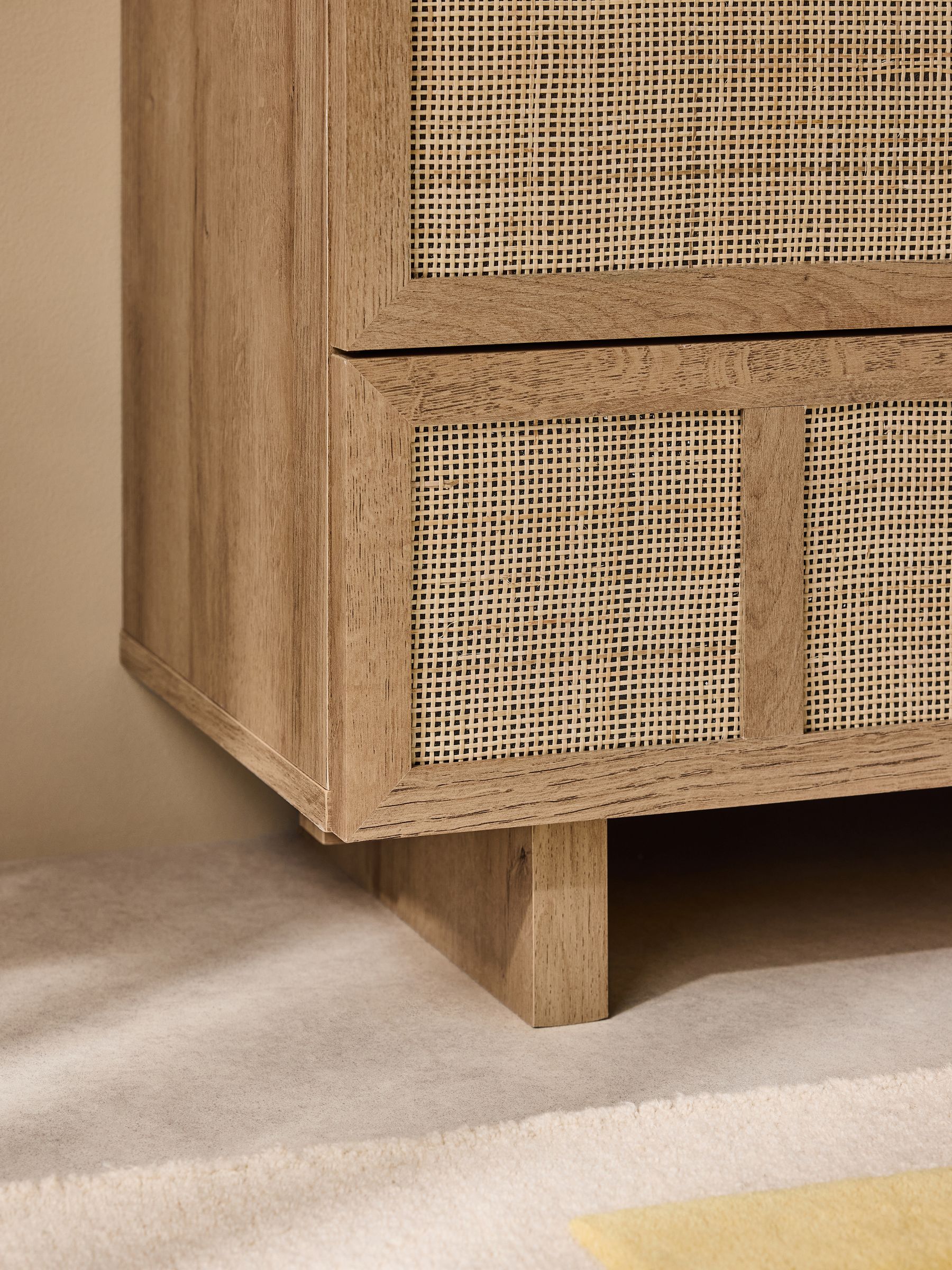 Pavia Accent Rattan Chest of Drawers in Oak Effect - Image 4 of 6