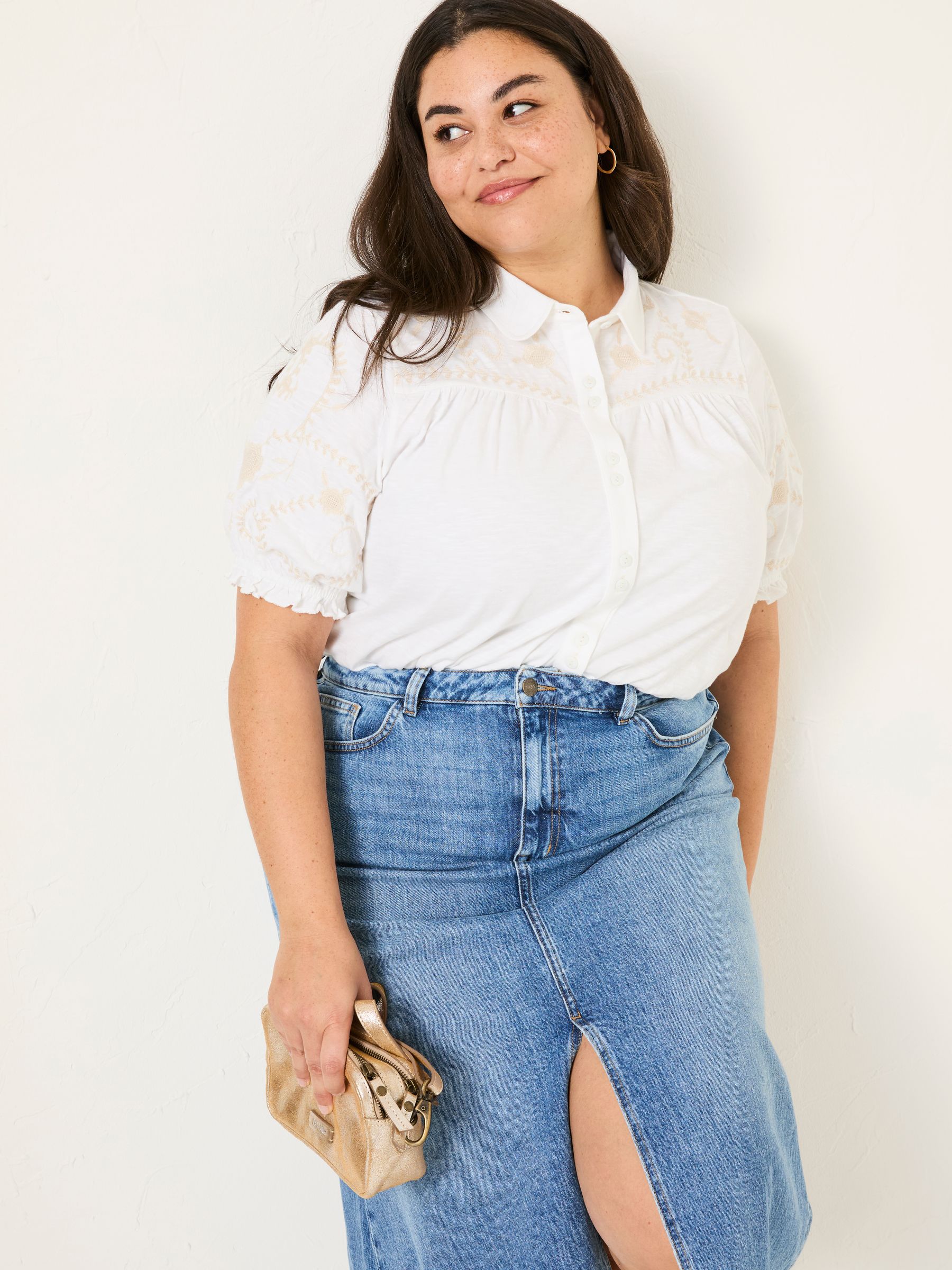 White Embroidered Short Sleeve Jersey Shirt - Image 6 of 10