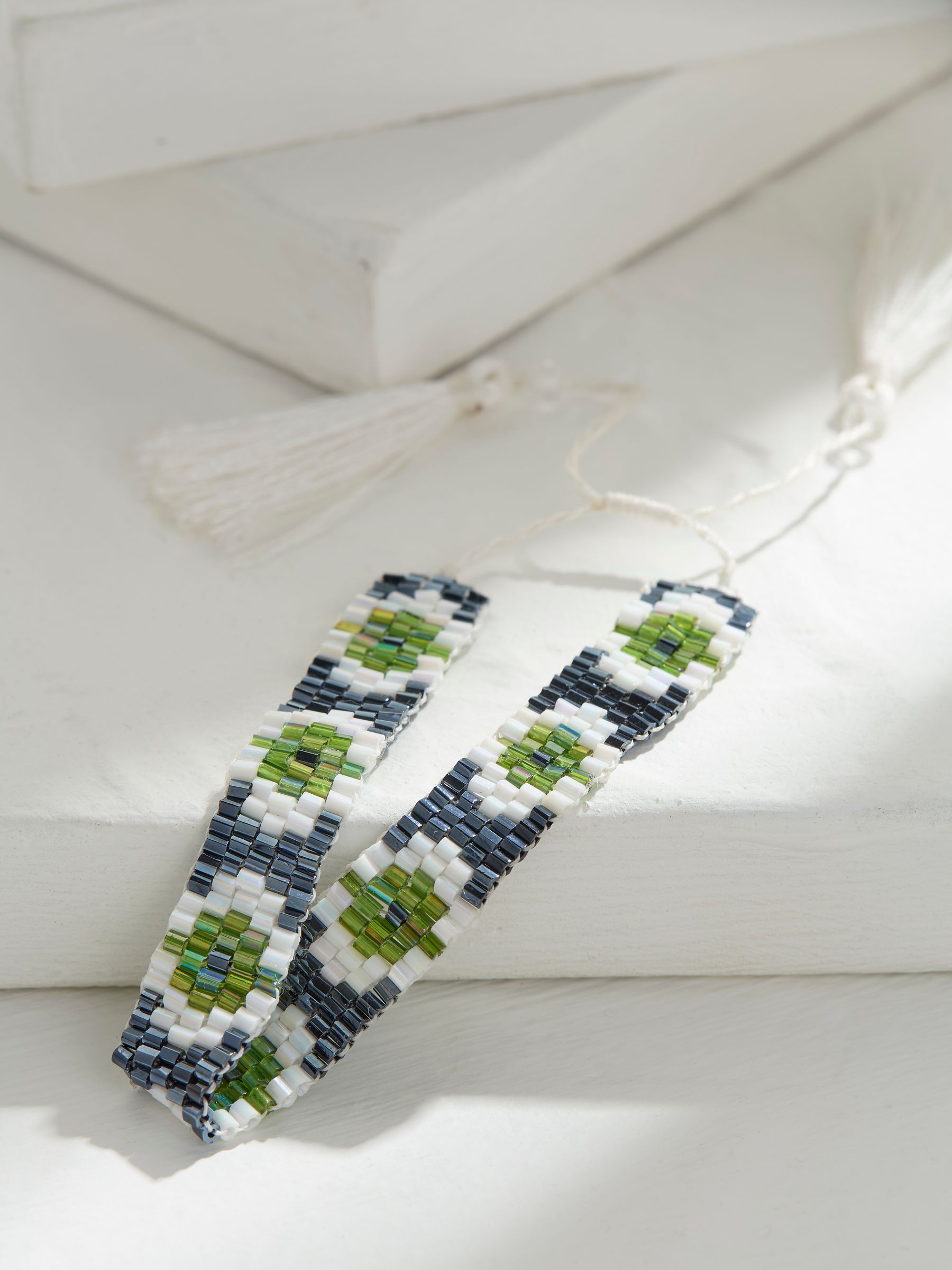 White Woven Bracelet - Image 2 of 2