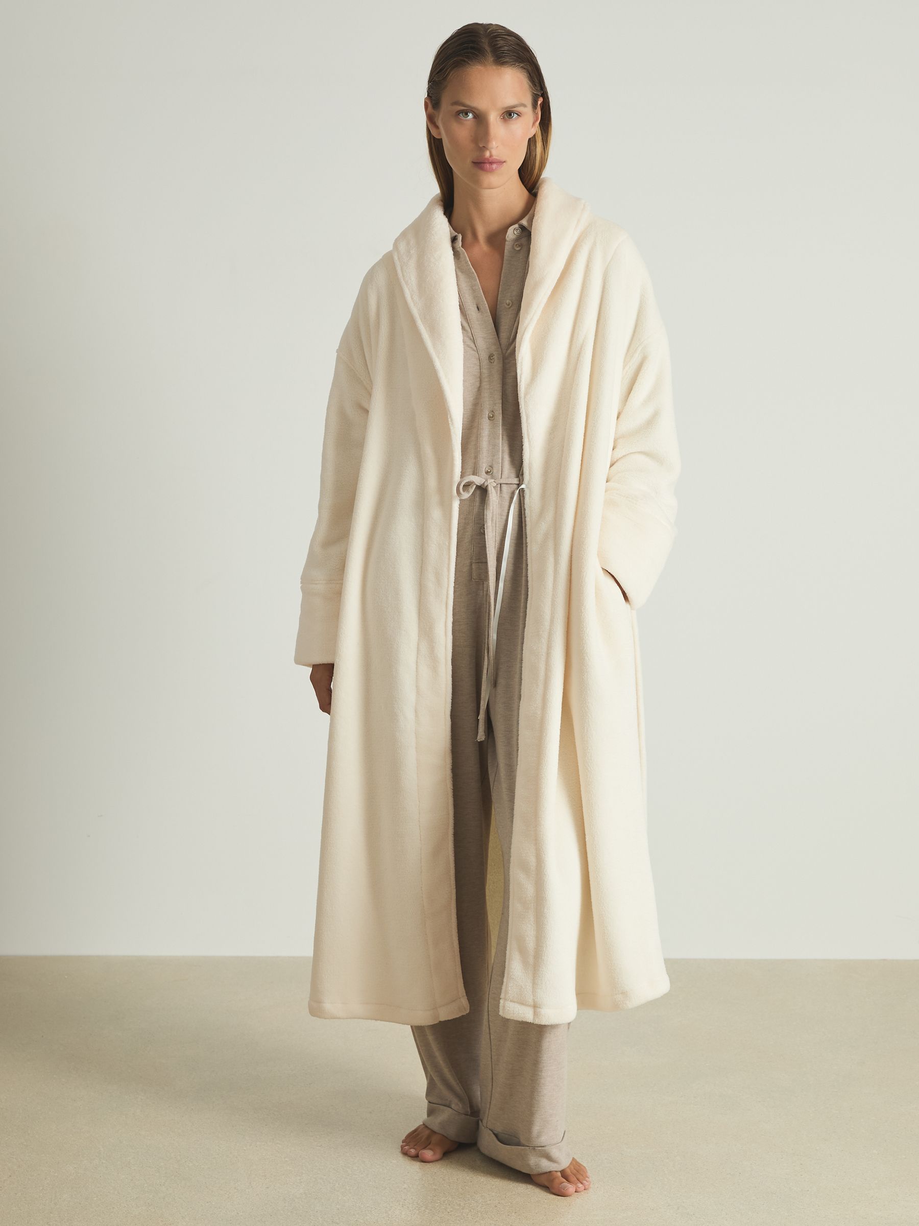 Fleece Dressing Gown in Ivory - Image 5 of 6
