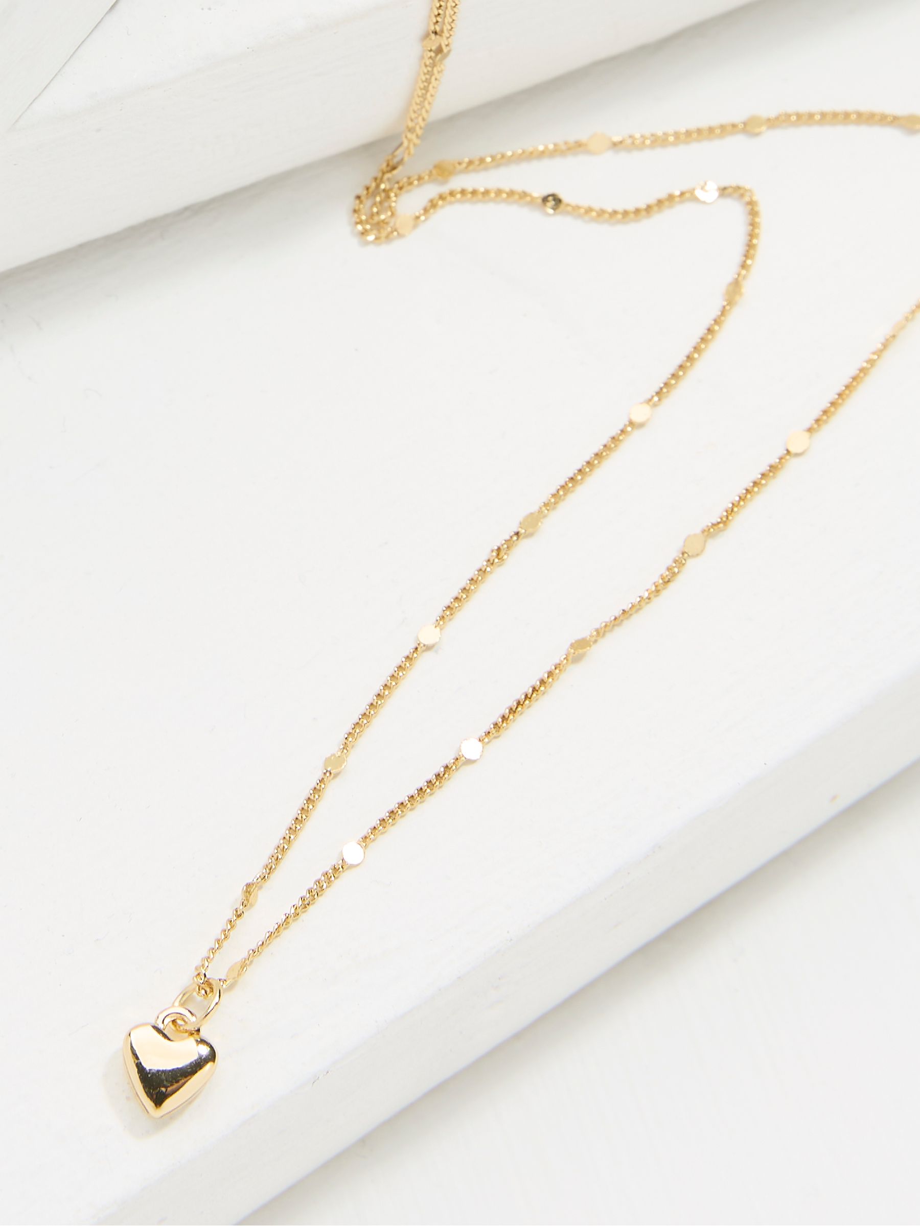 Gold Tone Heart Pendant Necklace - Image 2 of 2