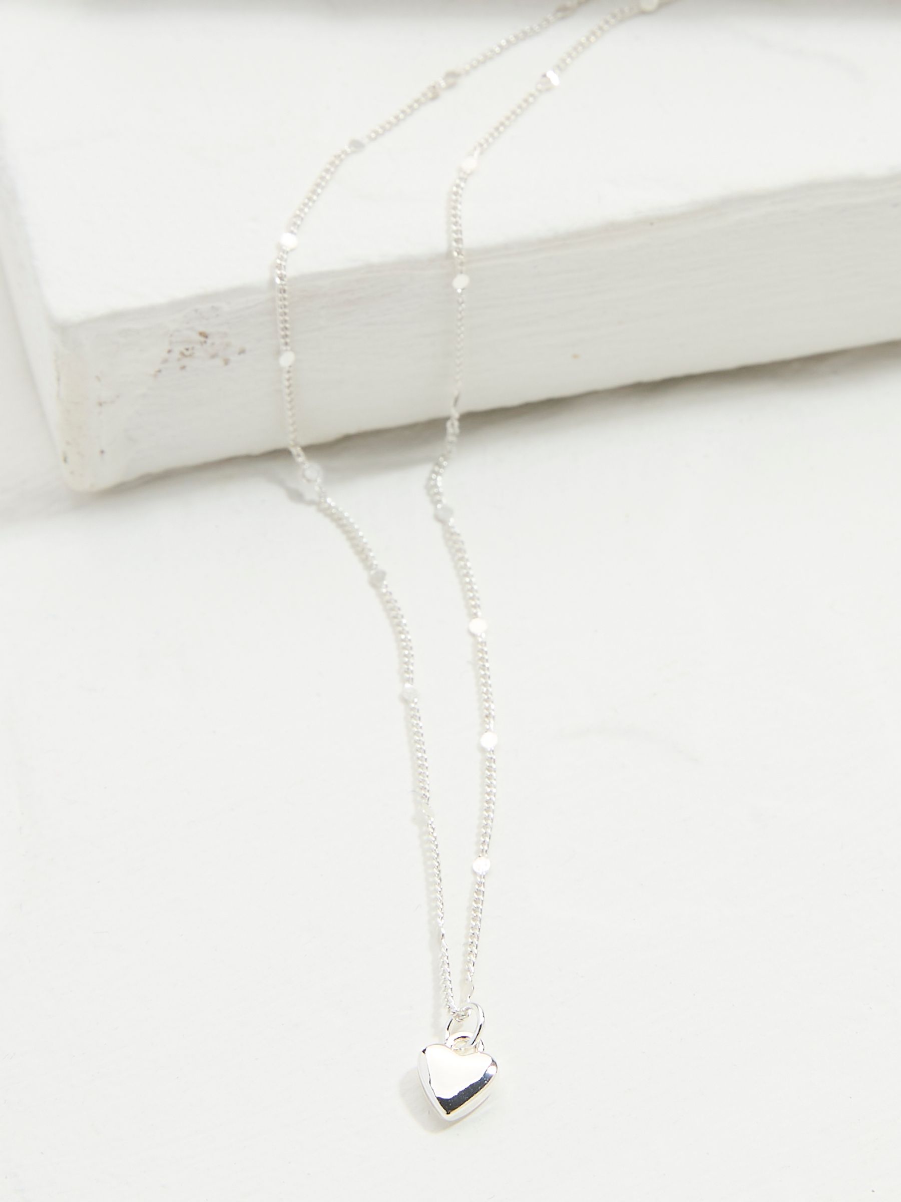 Silver Tone Heart Pendant Necklace - Image 2 of 2
