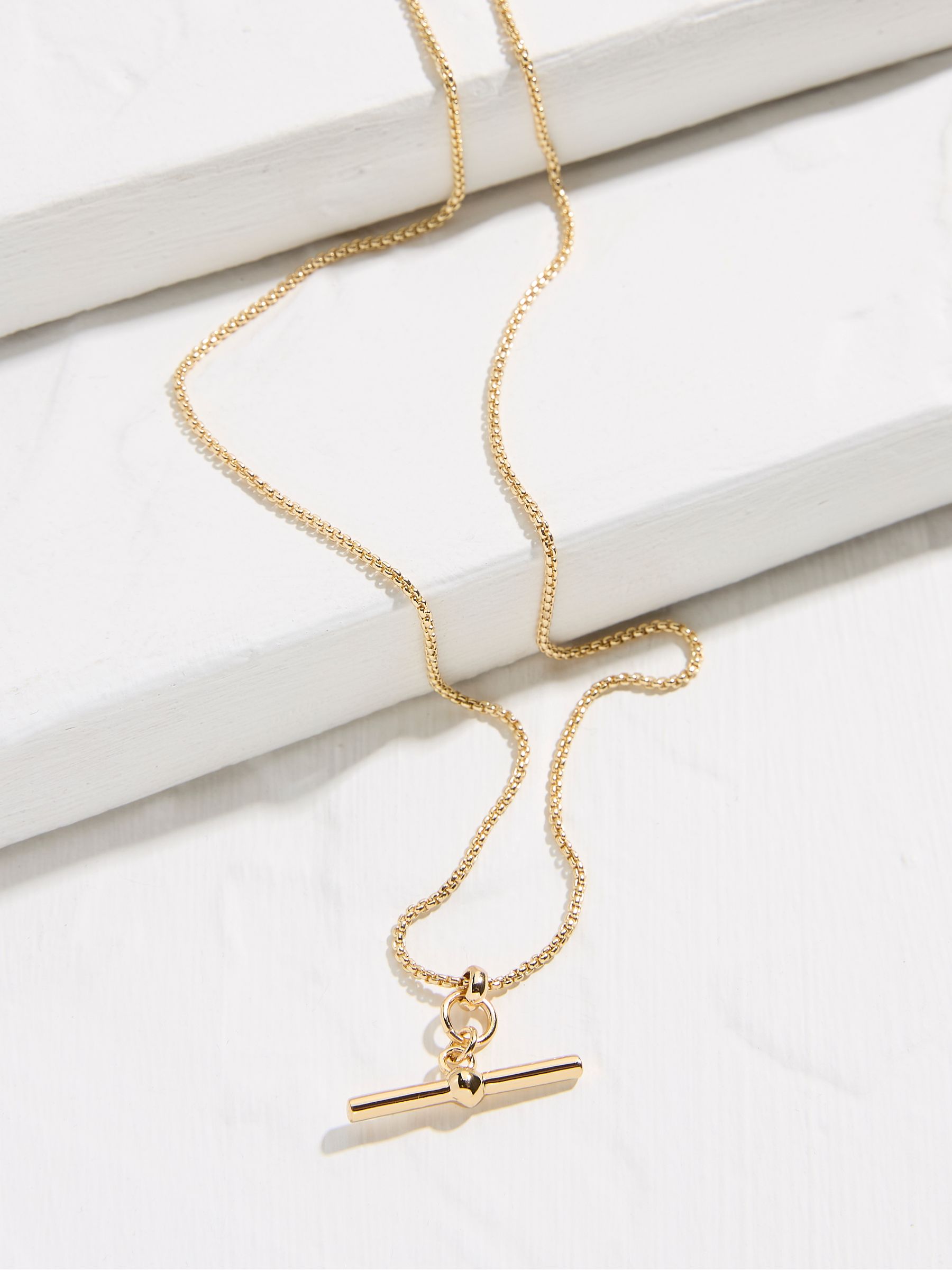 Gold Tone T Bar Necklace - Image 4 of 4