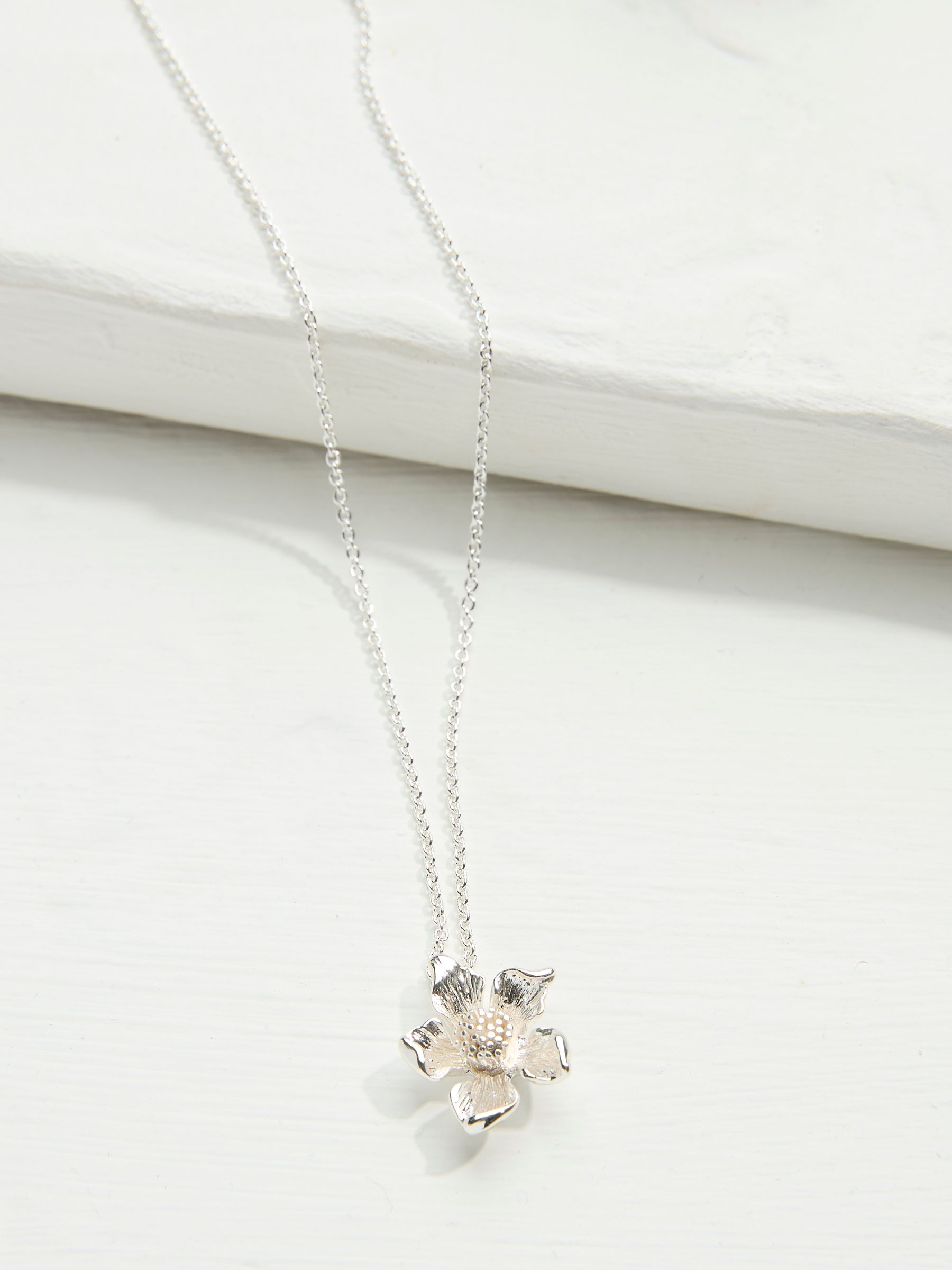 Silver Tone Flower Pendant Necklace - Image 2 of 2
