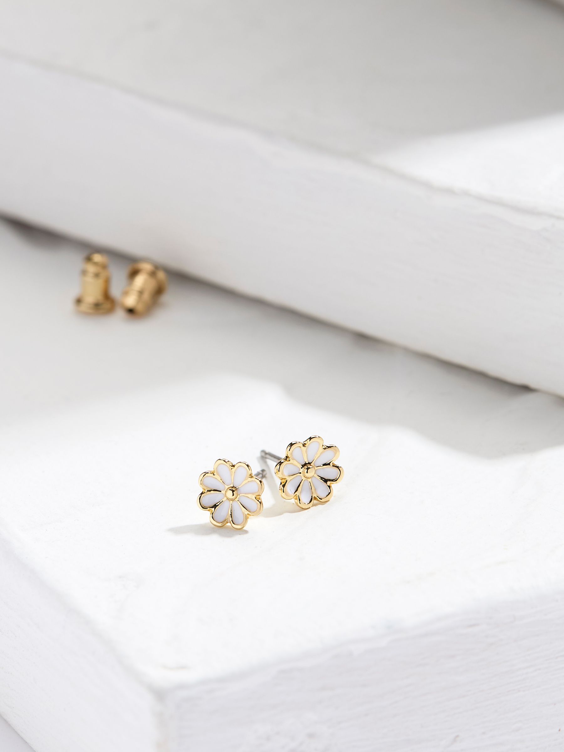 White Enamel Daisy Stud Earrings - Image 2 of 2
