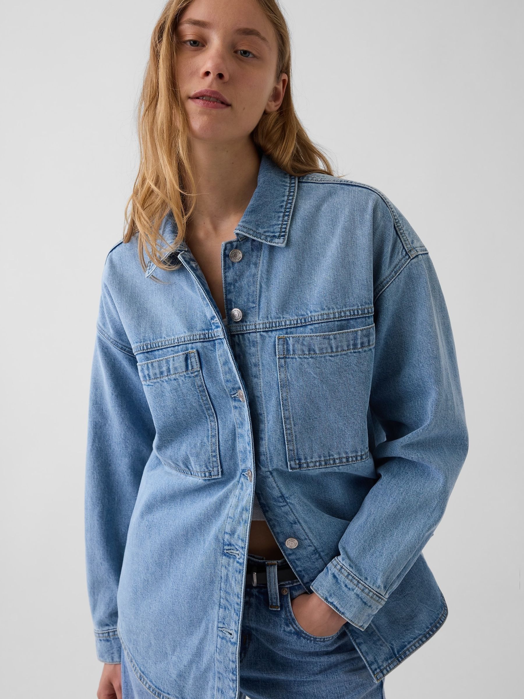Light Wash Denim Oversized Shirt Jacket - Image 4 of 4 Light Wash Denim Oversized Shirt Jacket - Image 4 of 4