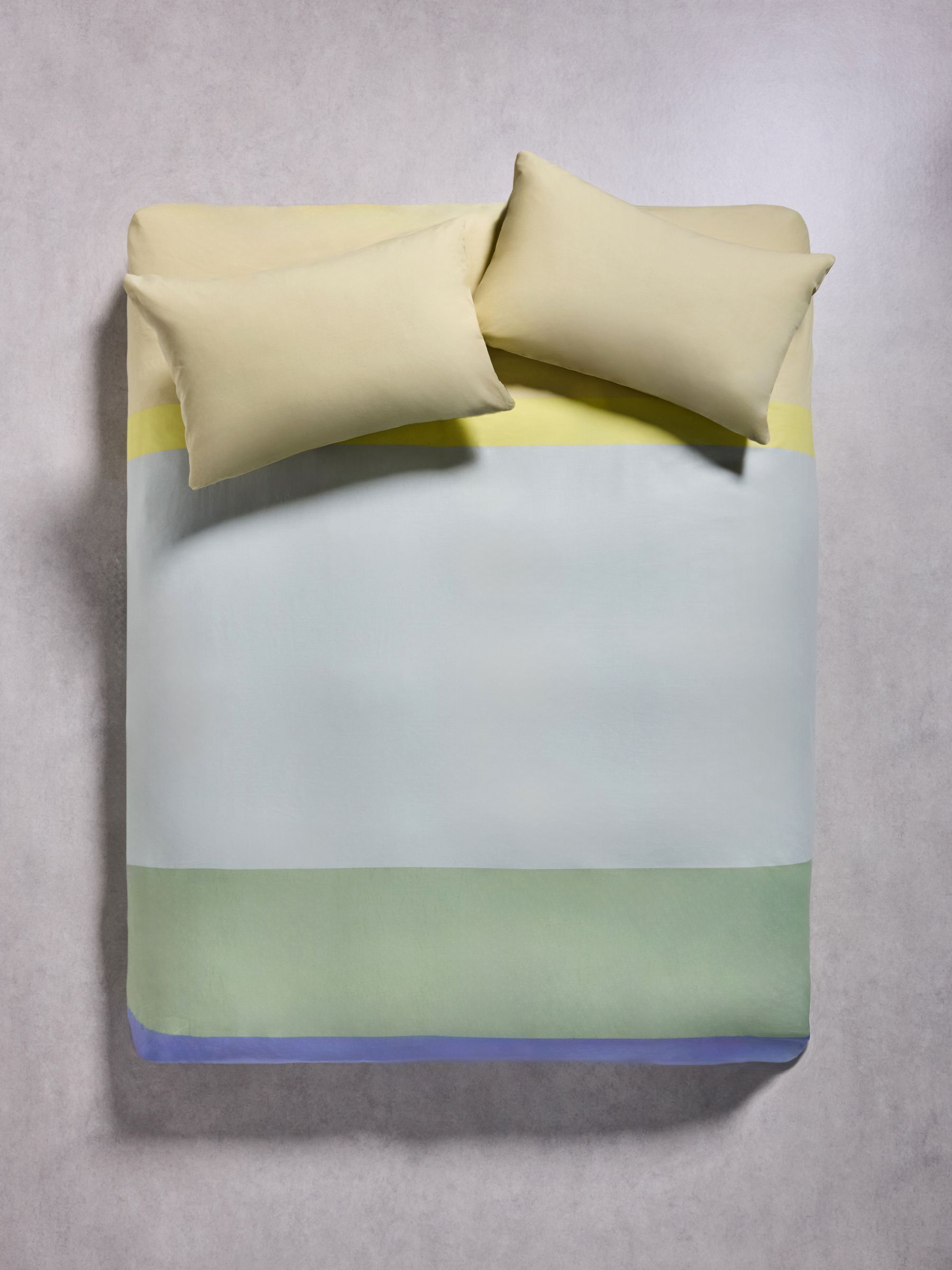 Marin 100% Cotton Duvet Cover and Pillowcase Set in Green - Image 3 of 3