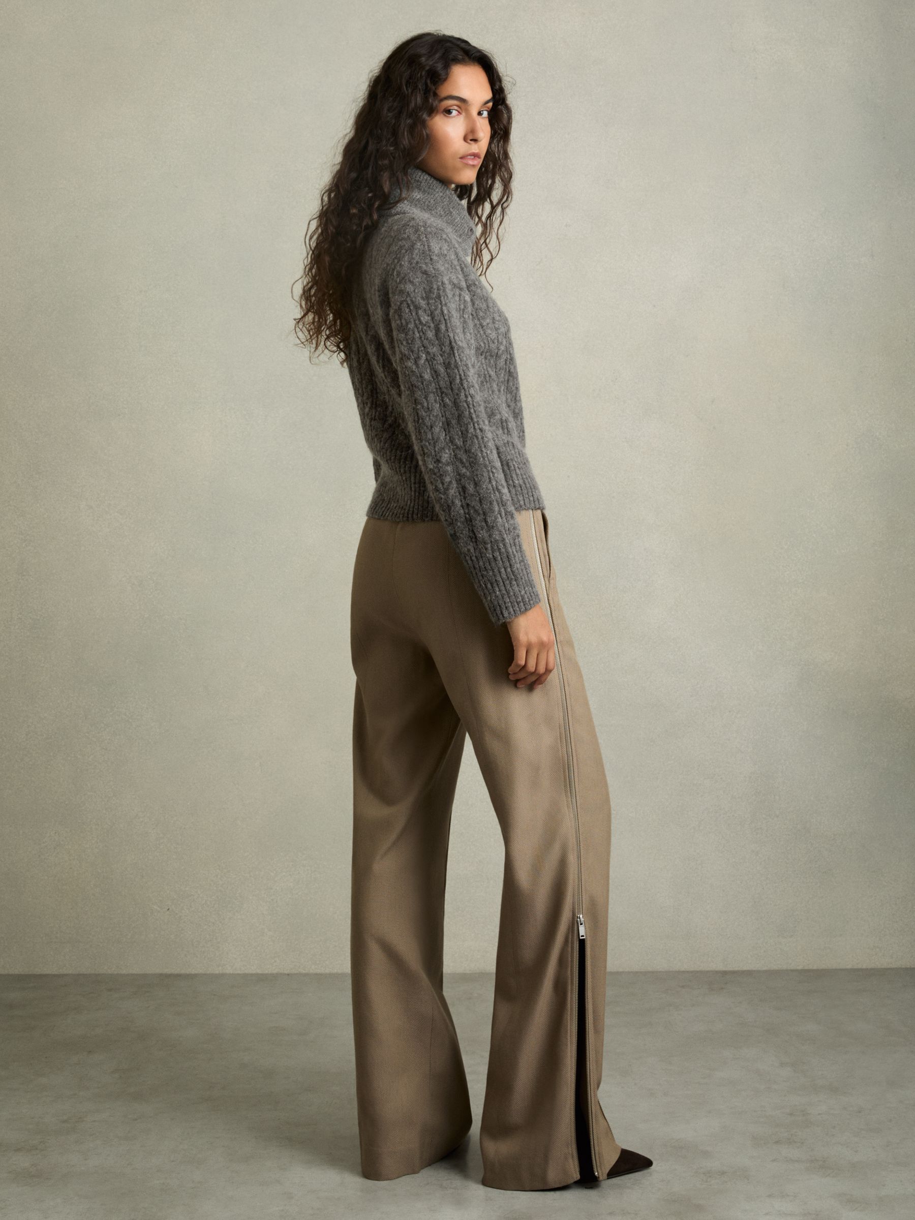 Cropped Cable-Knit Jumper With Mohair in Charcoal - Image 3 of 5