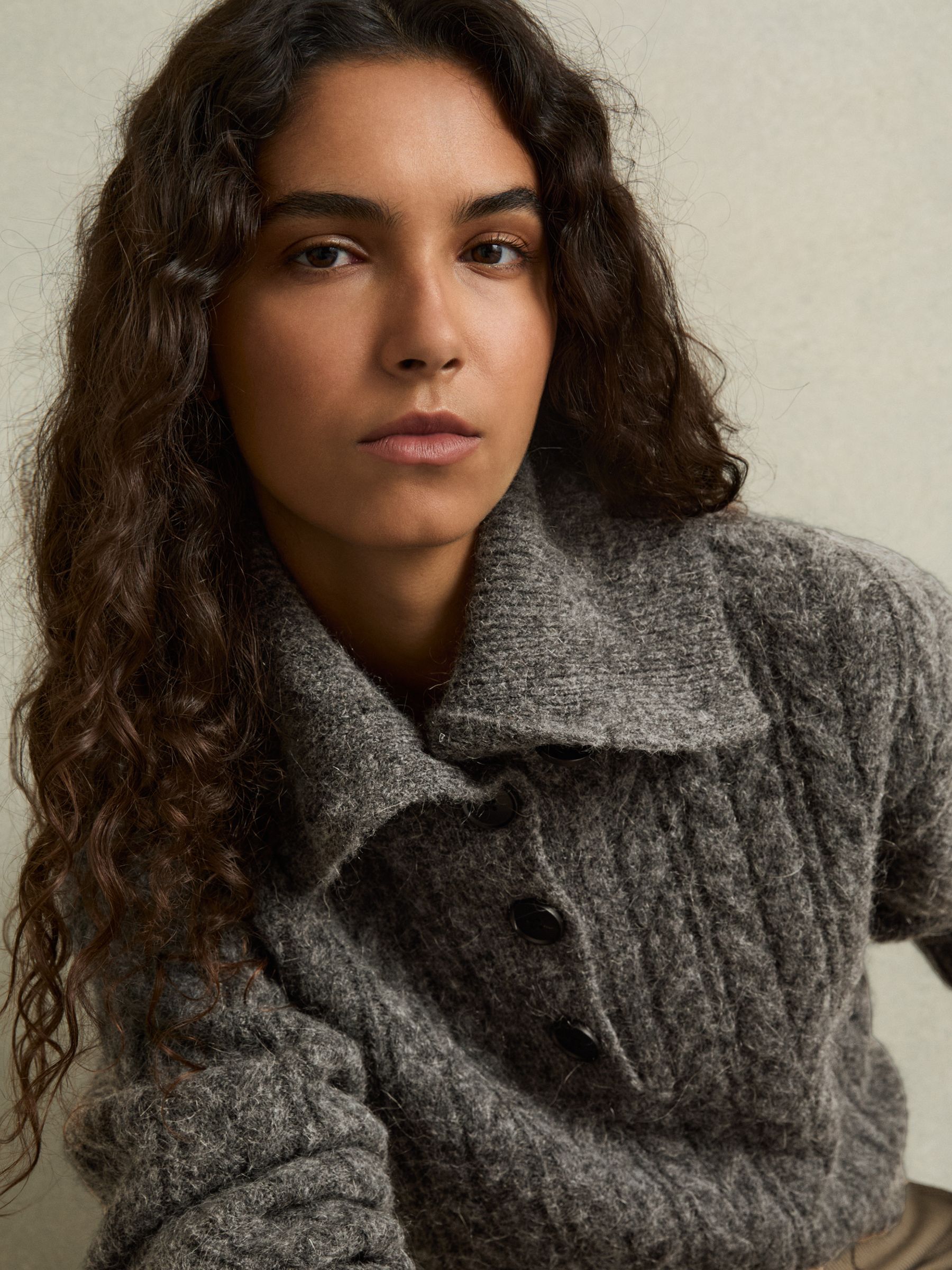Cropped Cable-Knit Jumper With Mohair in Charcoal - Image 4 of 5
