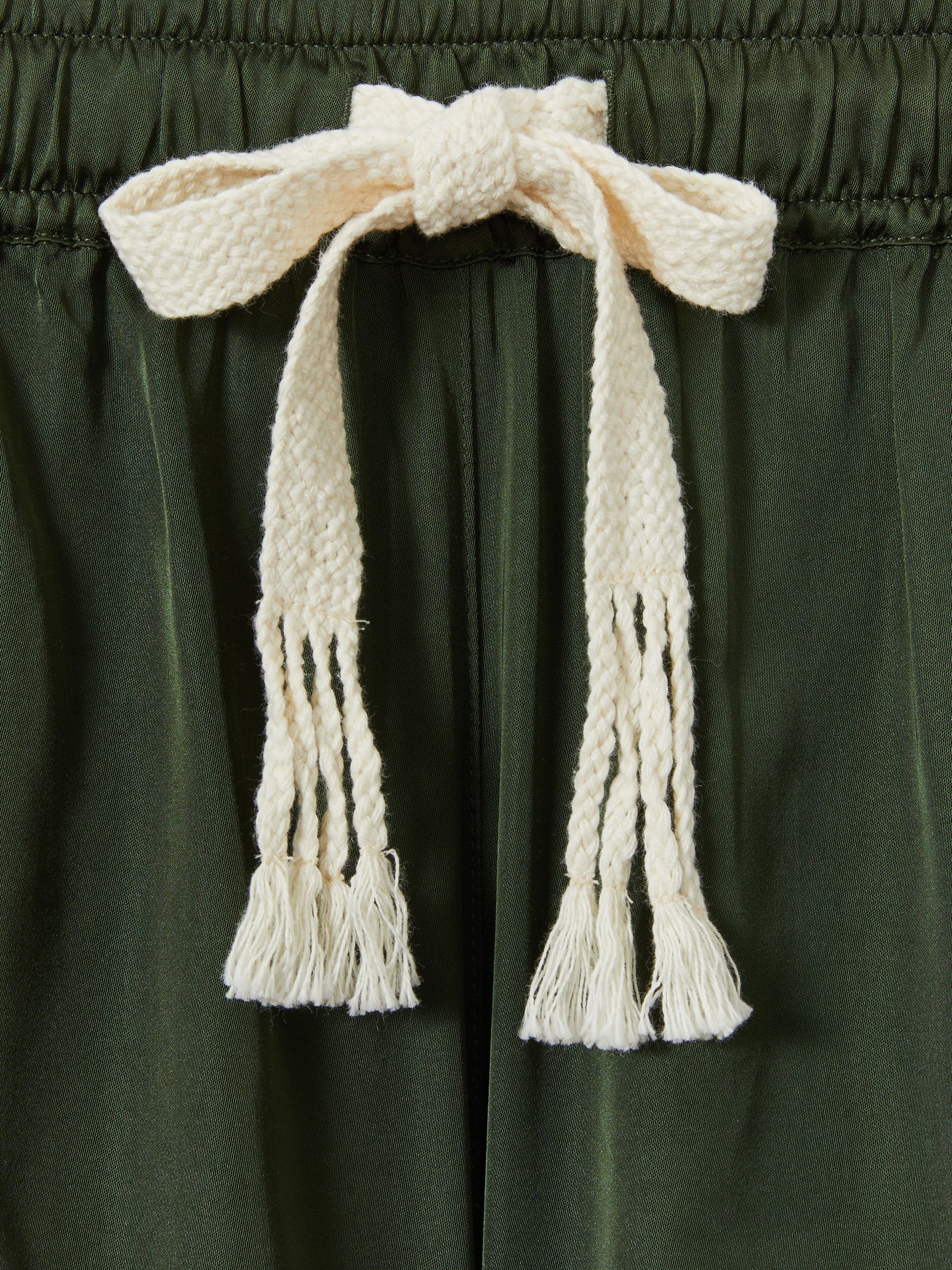 Colourblock Pyjama Shorts in Green/Ivory - Image 5 of 5