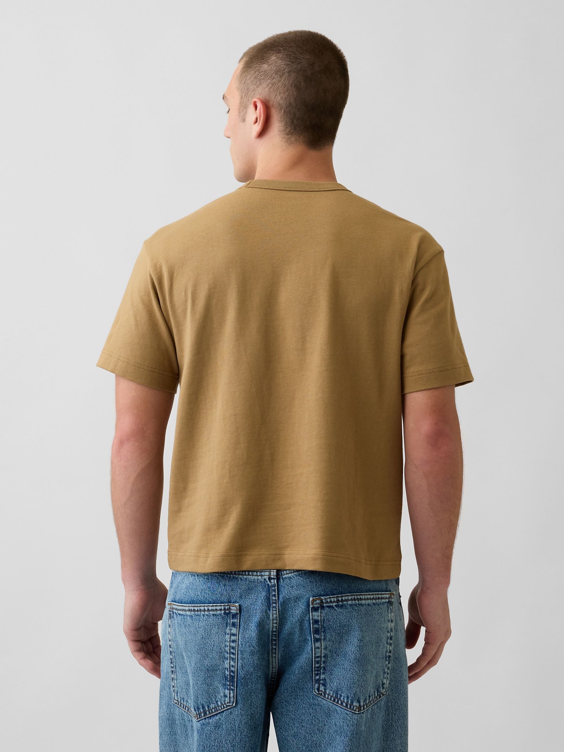 Tan Brown Heavyweight Relaxed Gap Logo Crop T-Shirt - Image 2 of 4 Tan Brown Heavyweight Relaxed Gap Logo Crop T-Shirt - Image 2 of 4
