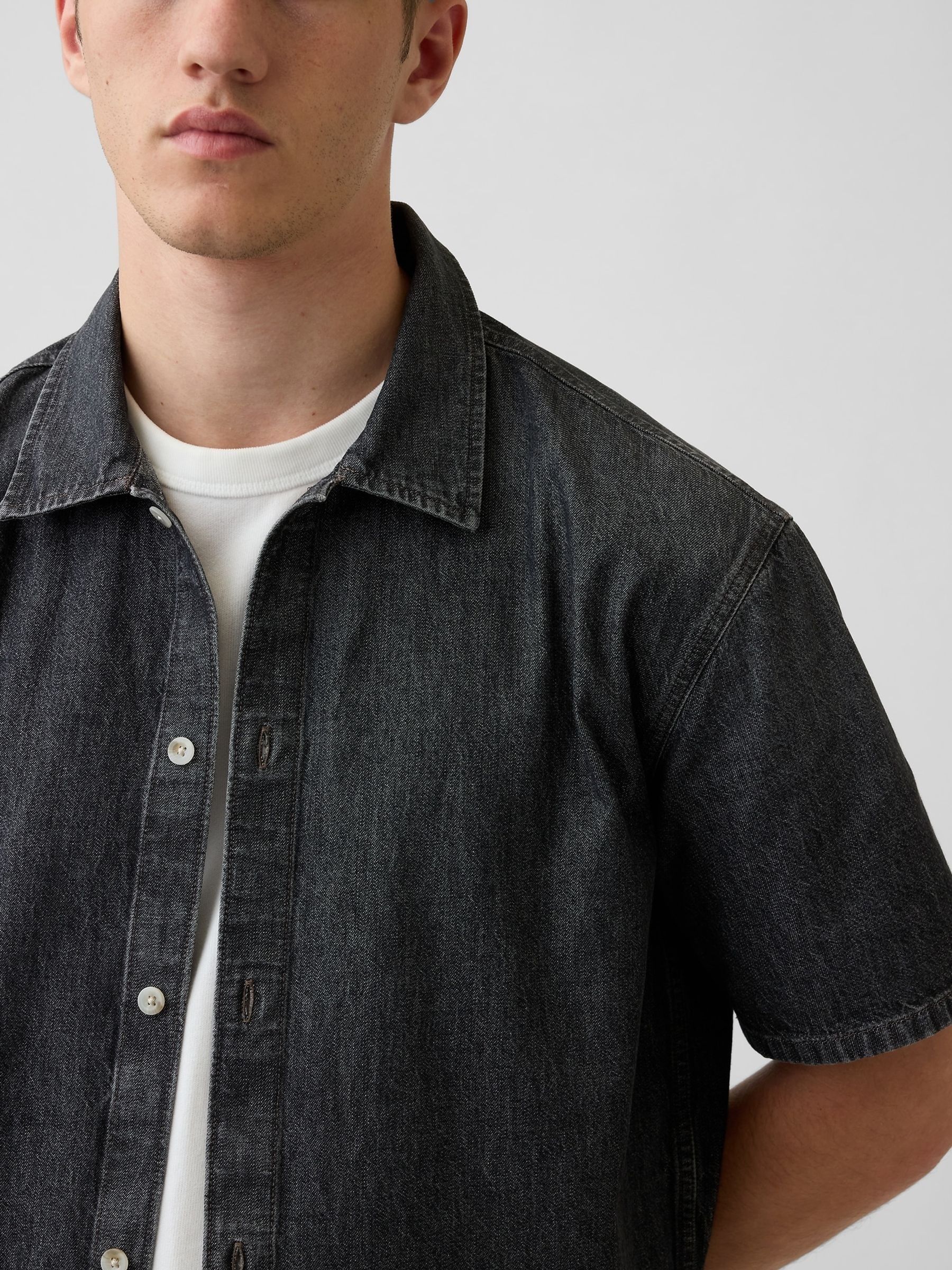 Black Denim Relaxed Short Sleeve Shirt - Image 4 of 4