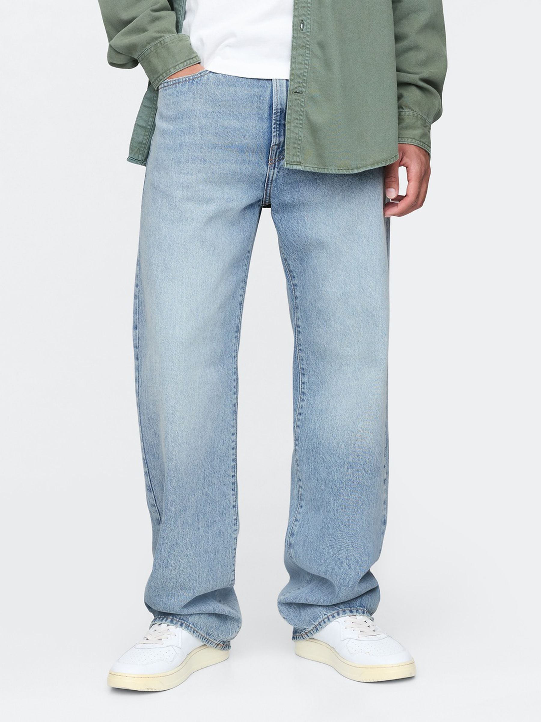 Light Wash 90s Loose Jeans - Image 2 of 7