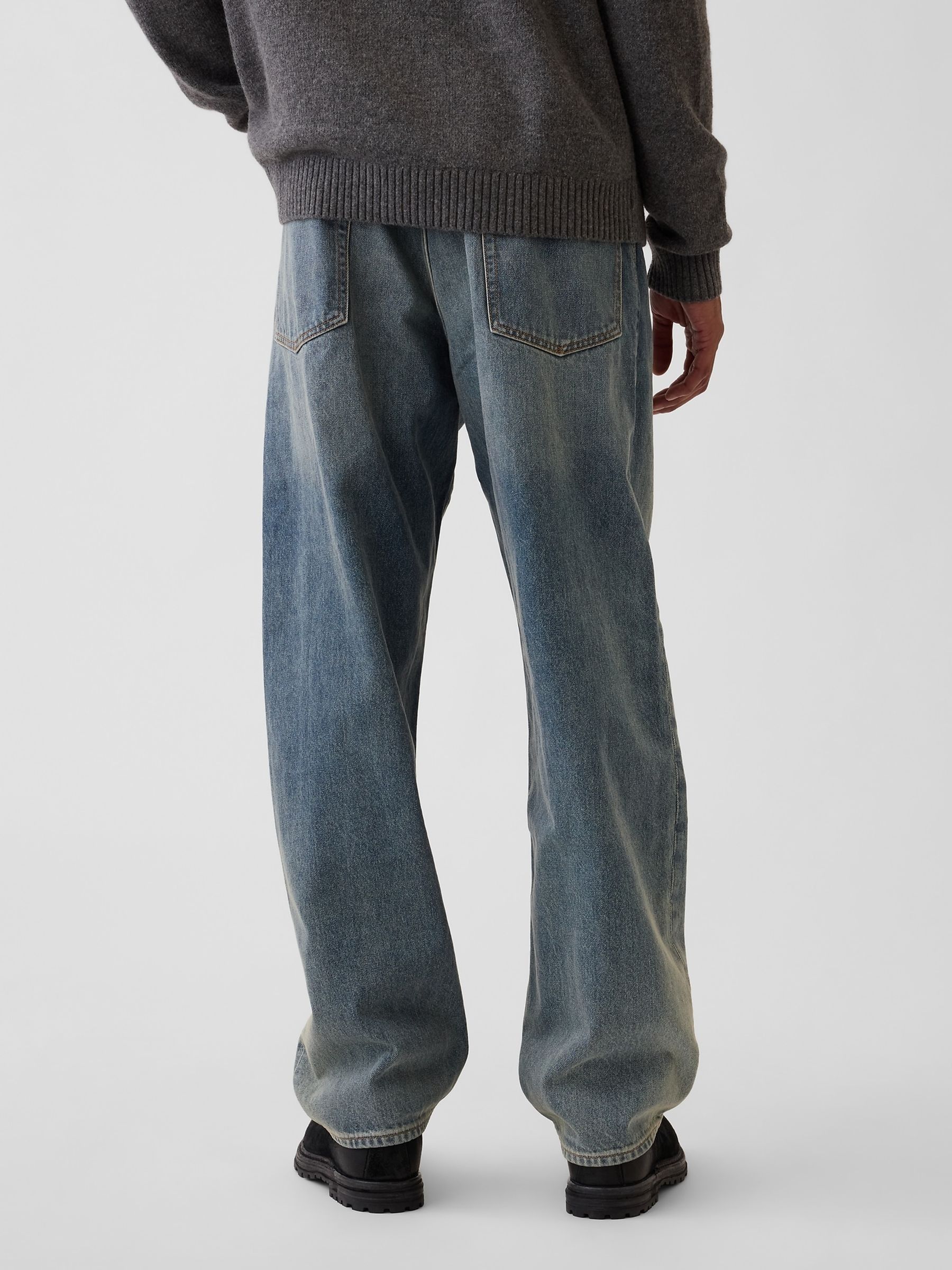 Faded Blue Baggy Jeans - Image 2 of 6 Faded Blue Baggy Jeans - Image 2 of 6