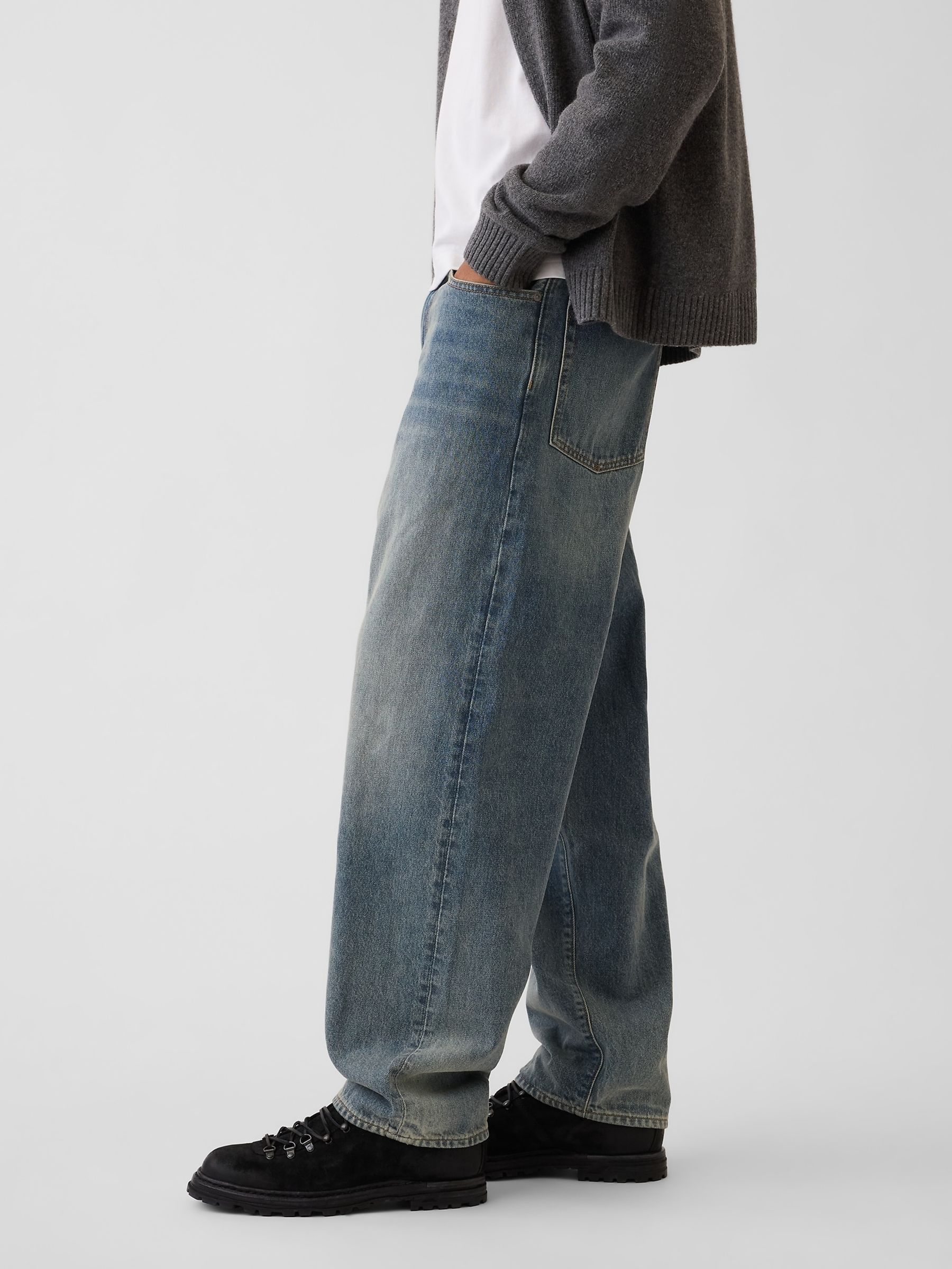 Faded Blue Baggy Jeans - Image 3 of 6