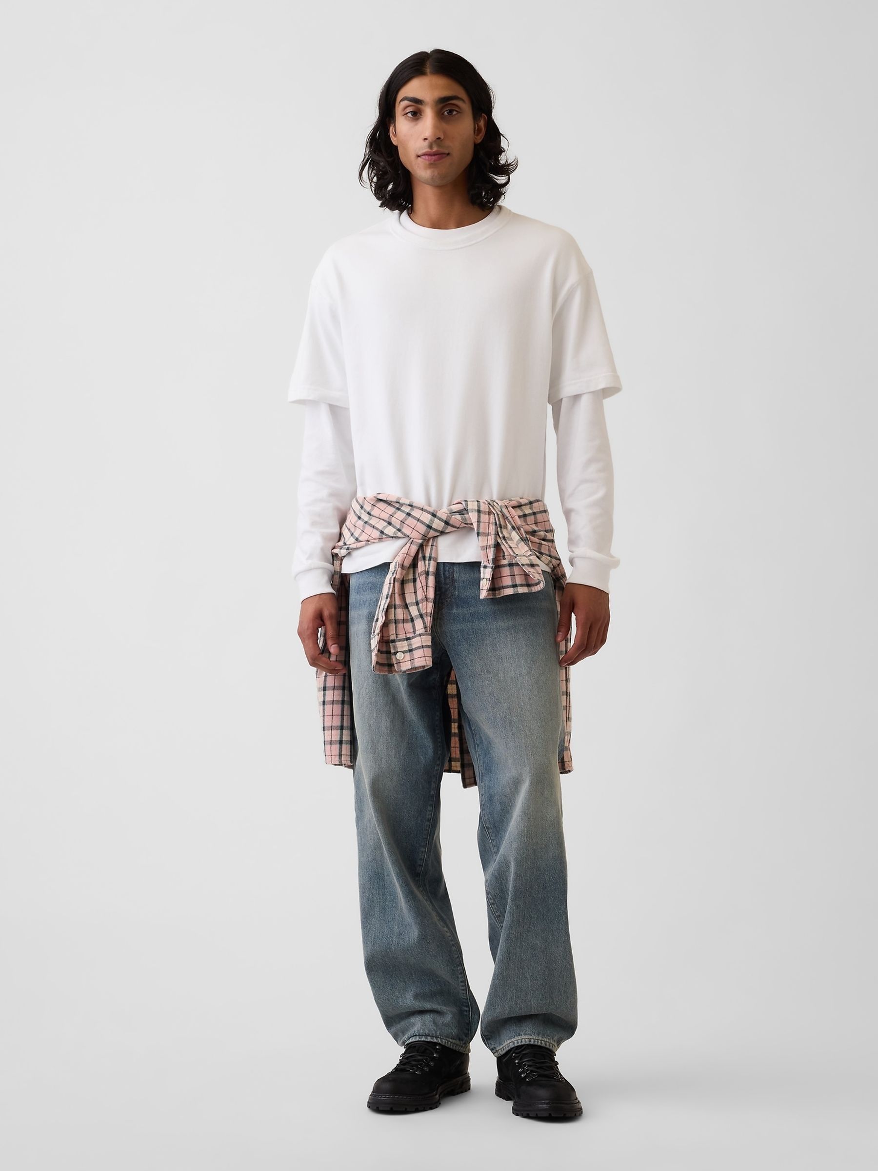 Faded Blue Baggy Jeans - Image 6 of 6 Faded Blue Baggy Jeans - Image 6 of 6