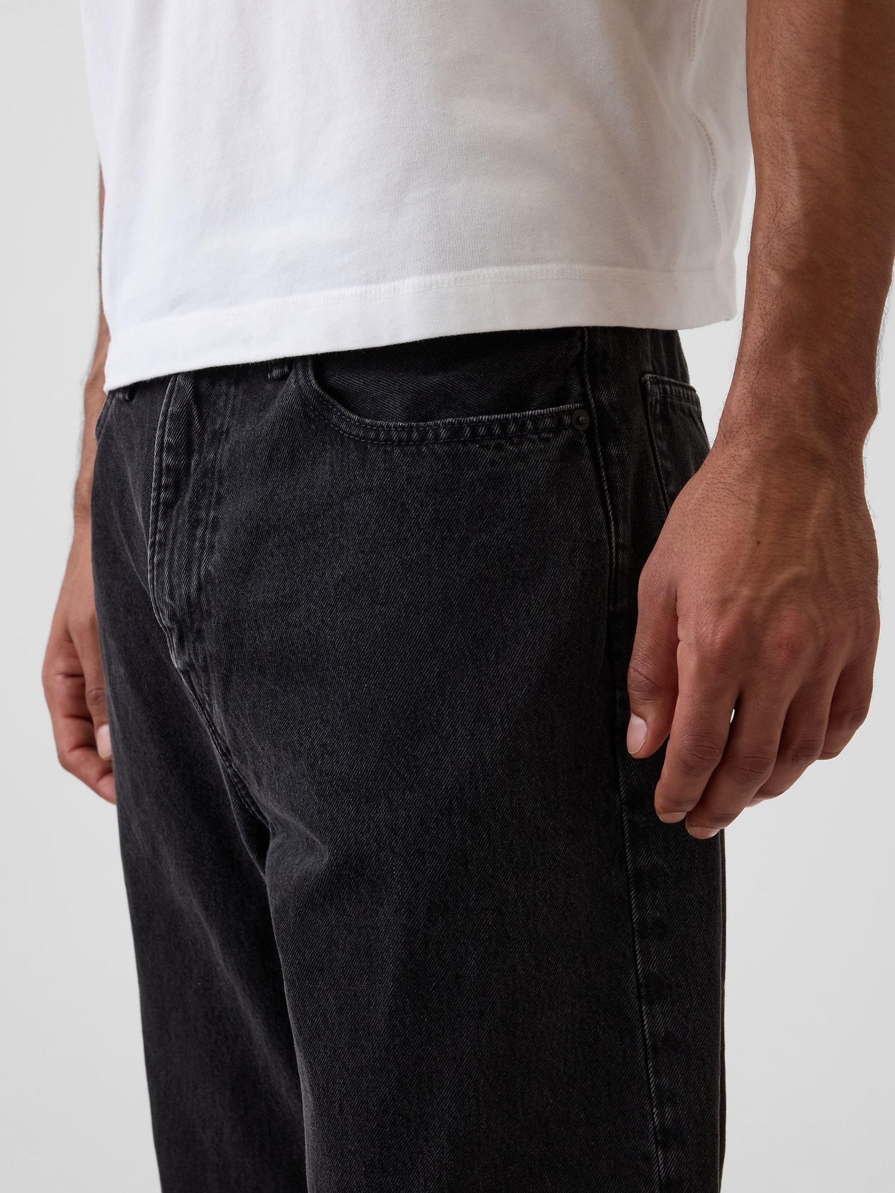 Black 90s Loose Jeans - Image 4 of 5