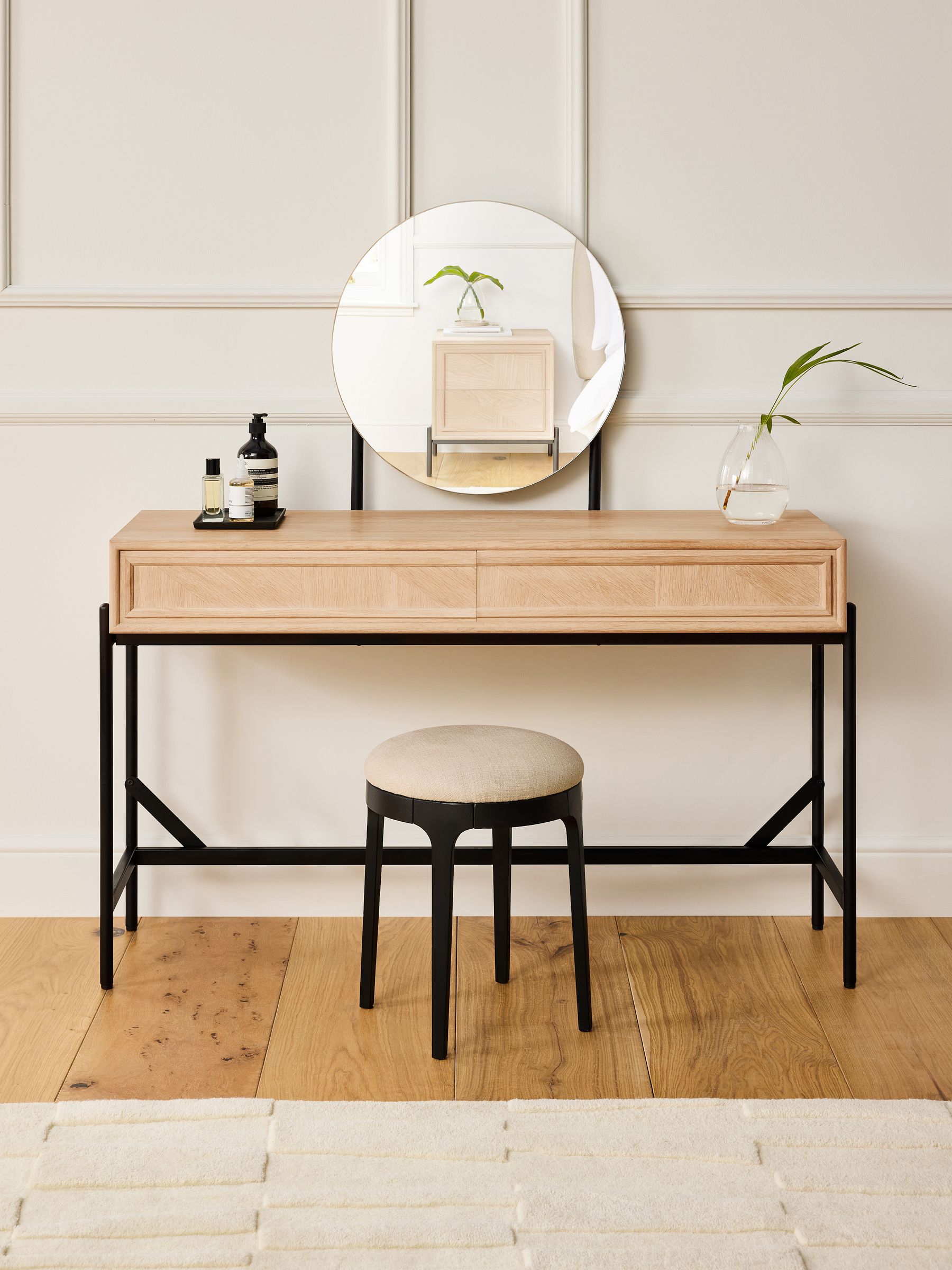 Jasper Conran London Whitewashed Oak Aden Dressing Table - Image 2 of 9