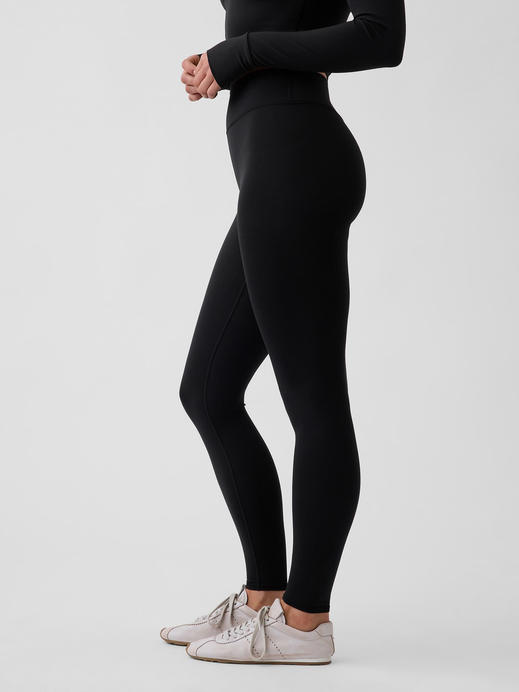 Black GapFit Smooth High Waisted Leggings - Image 4 of 5