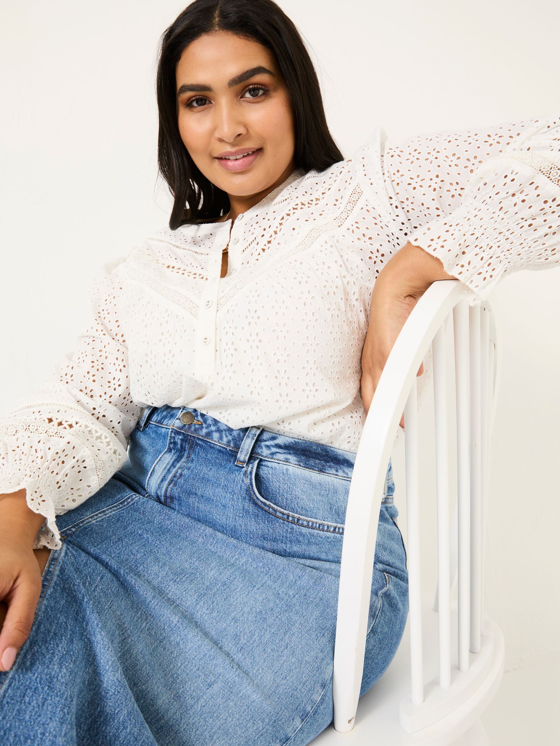 Ivory Bea Broderie Top - Image 9 of 10