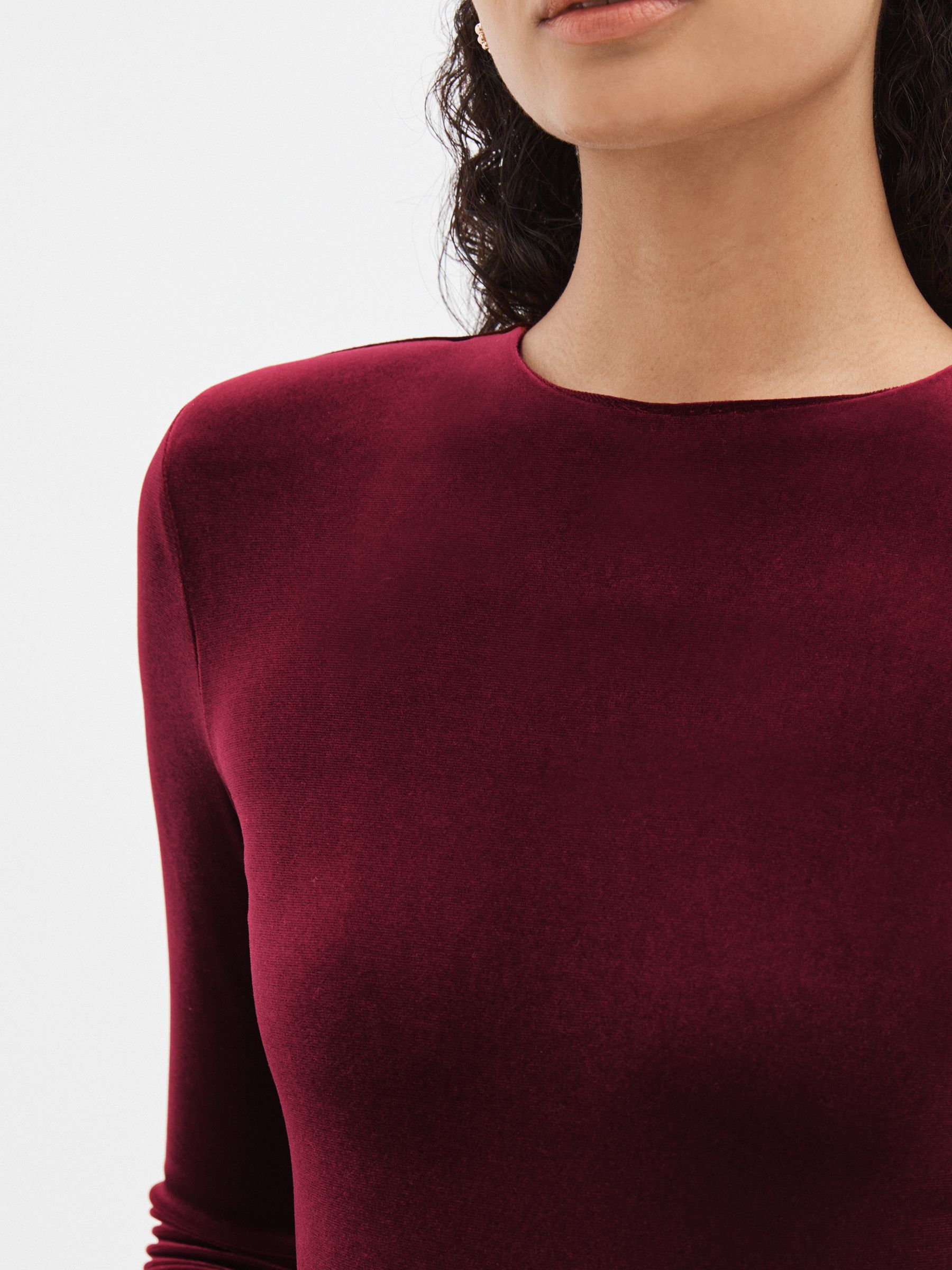 Padded-Shoulder Velvet Bodysuit in Burgundy - Image 4 of 6