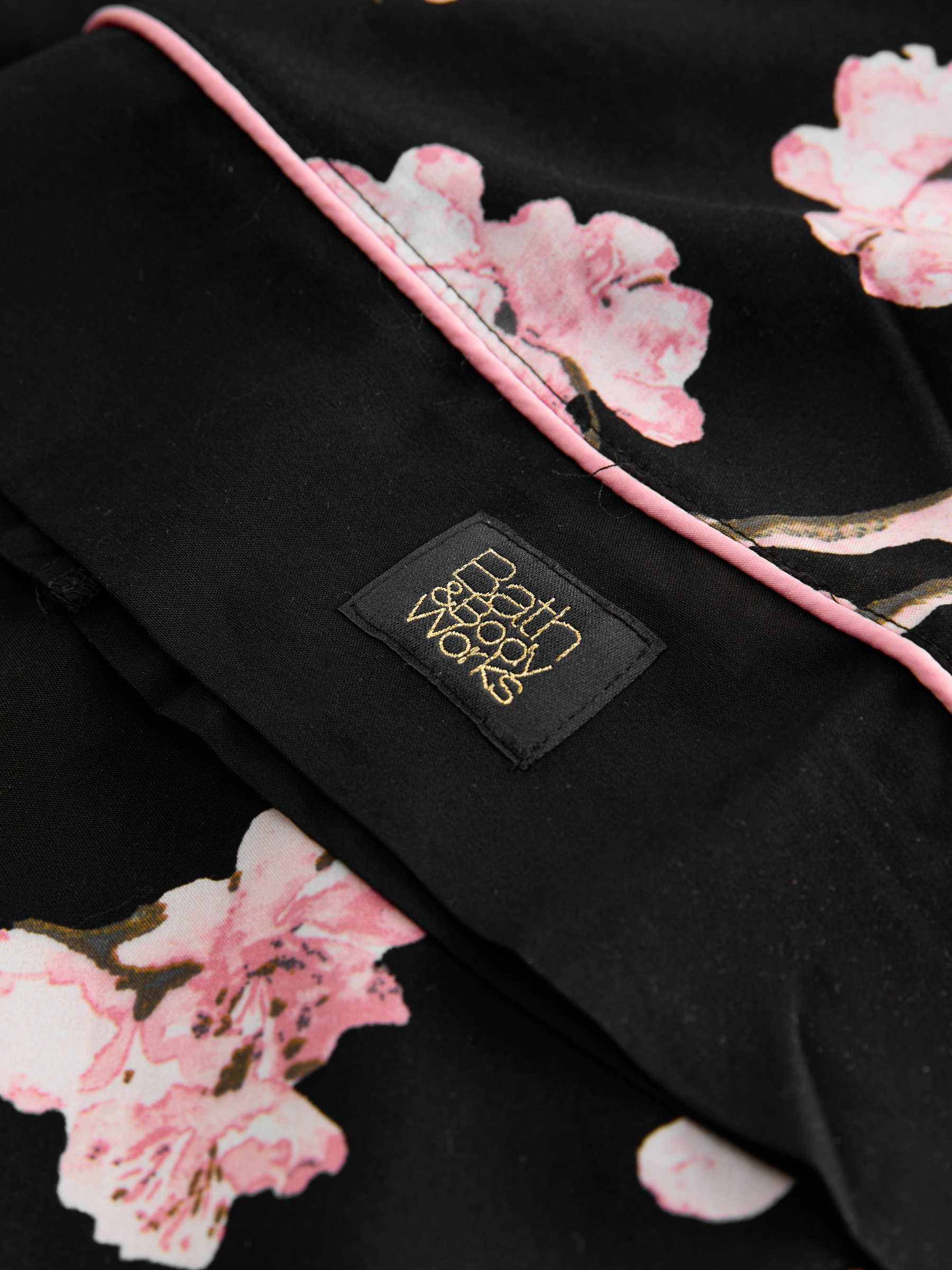 Black Japanese Cherry Blossom Lightweight Robe - Image 7 of 8