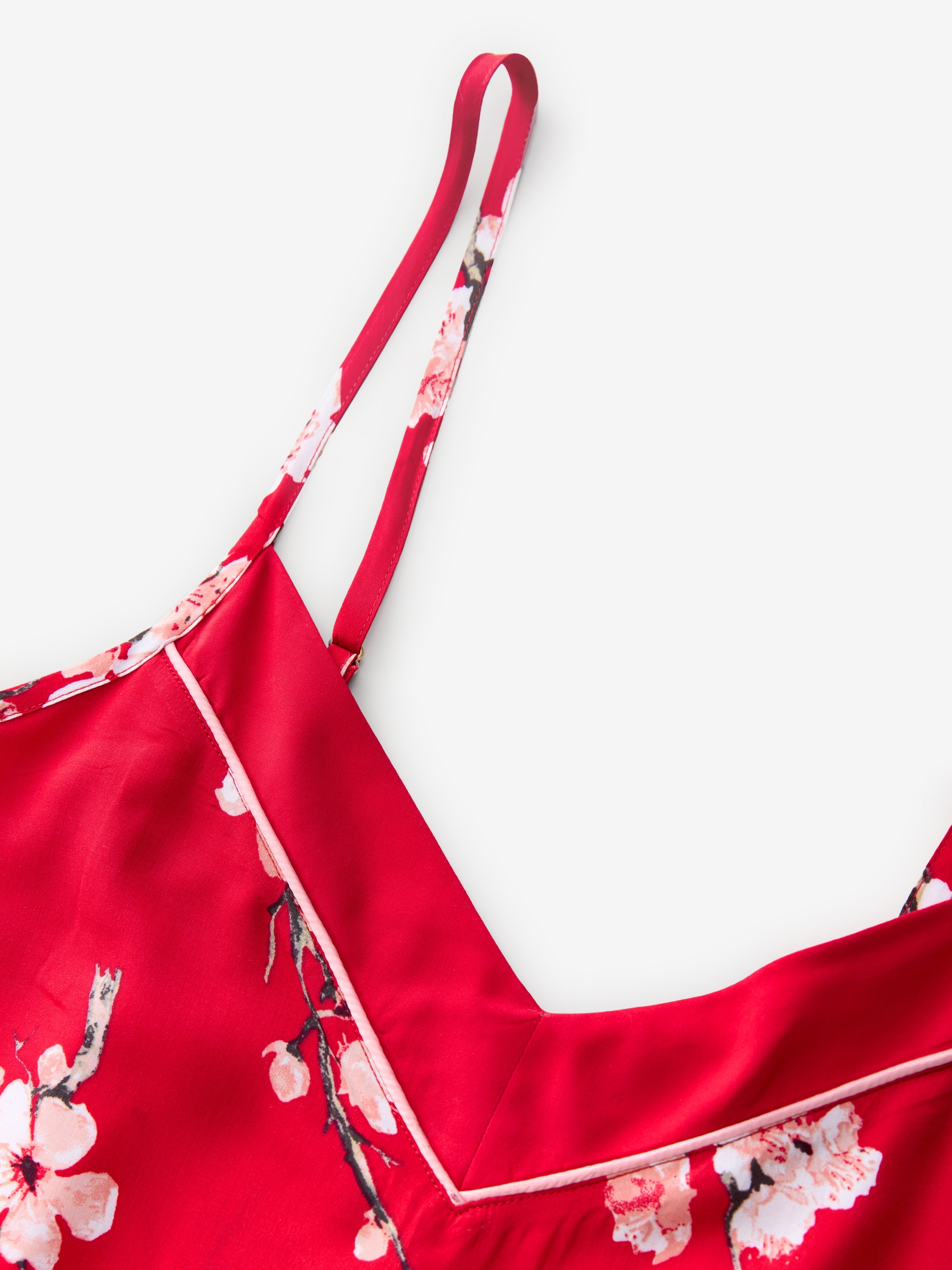 Red Japanese Cherry Blossom Slip - Image 7 of 9