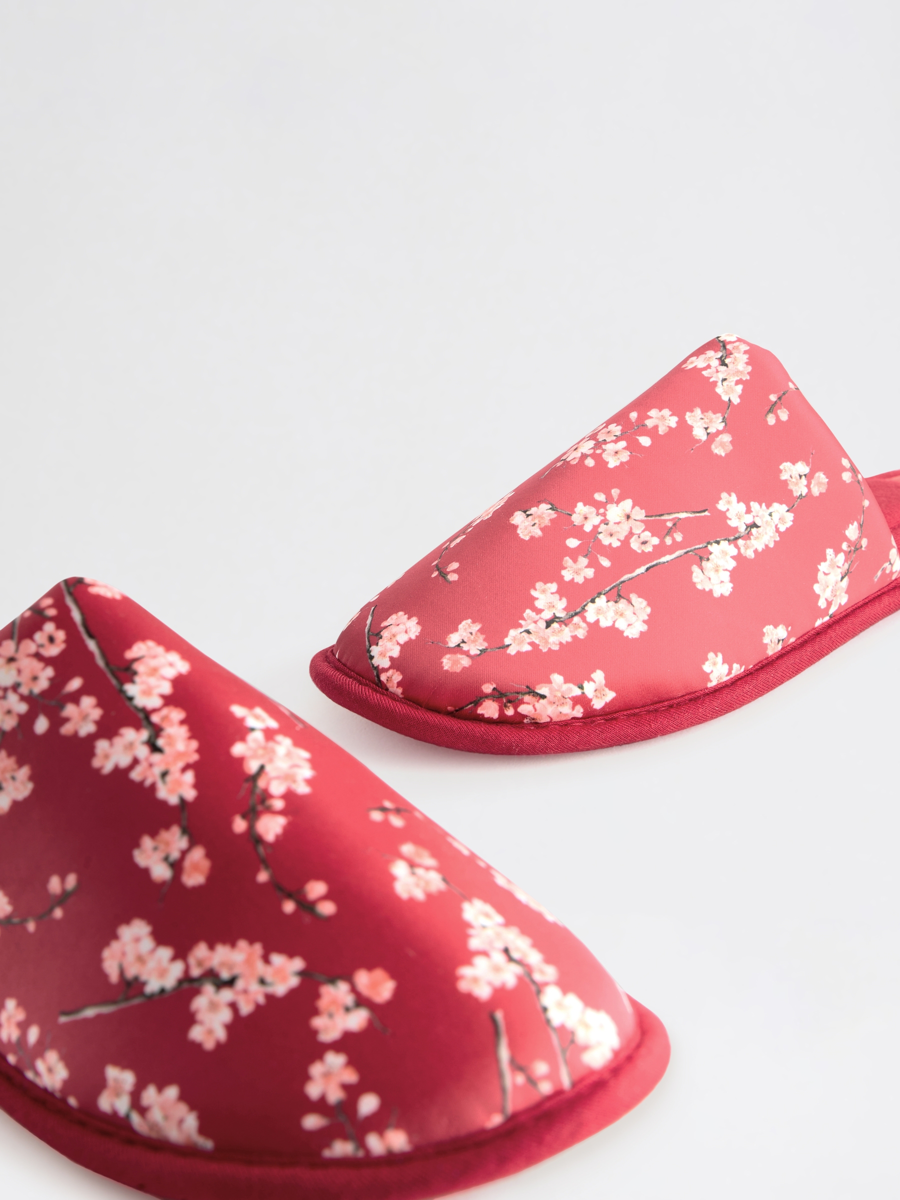 Red Japanese Cherry Blossom Mule Slippers - Image 8 of 8