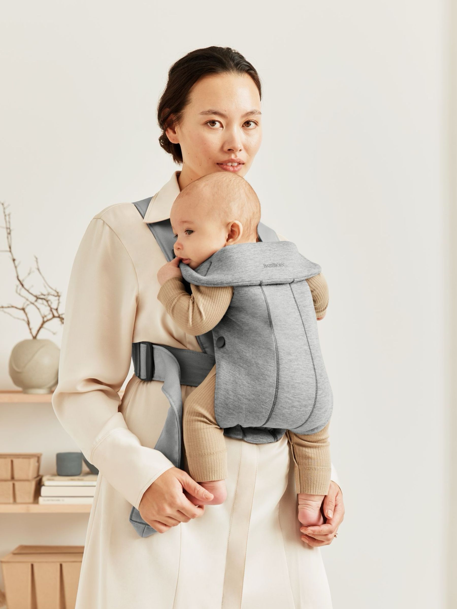 BabyBjörn Light Grey Baby Carrier Mini Woven - Image 5 of 6