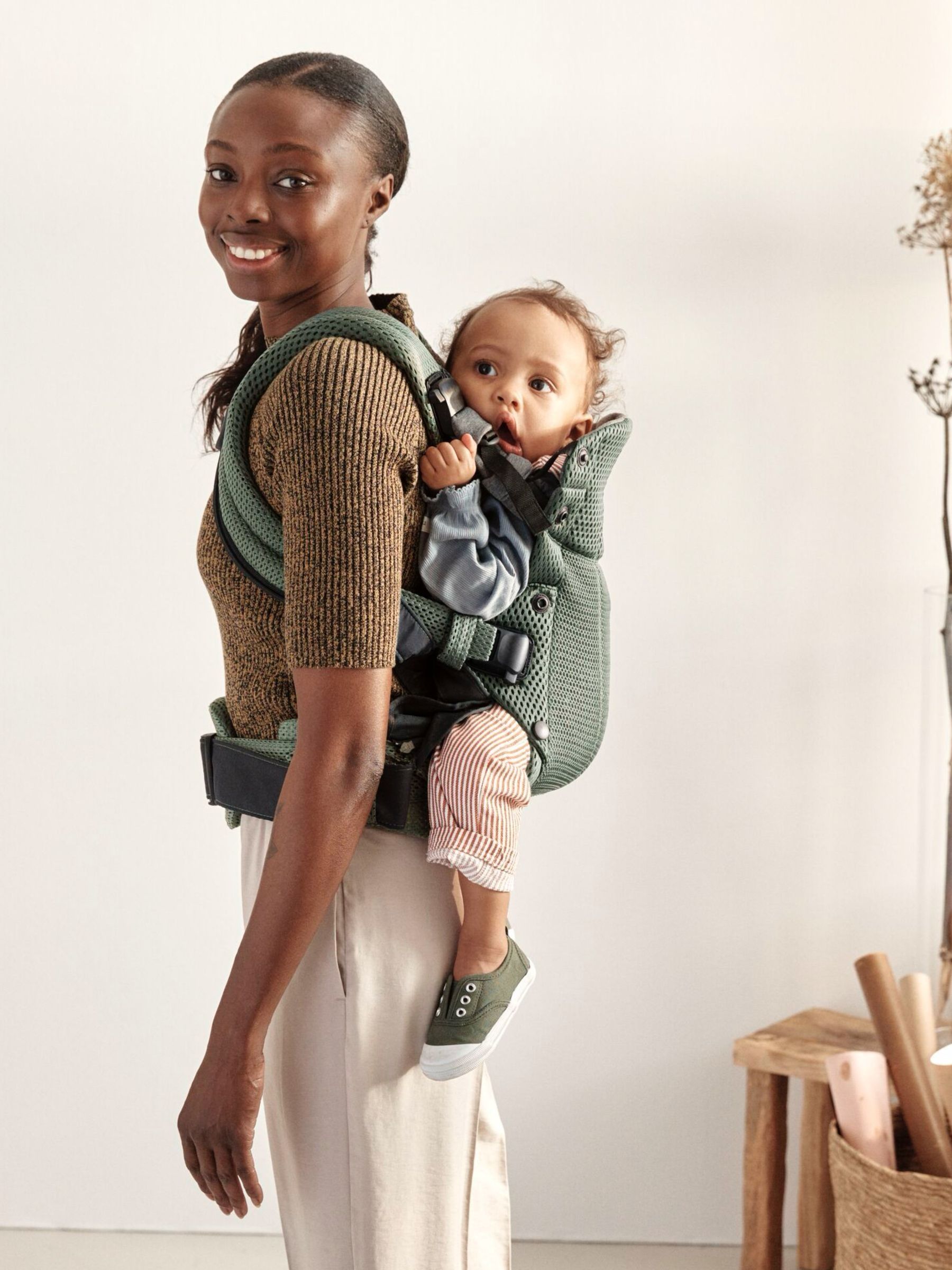 BabyBjörn Mesh Green Baby Carrier Harmony 3D - Image 5 of 6