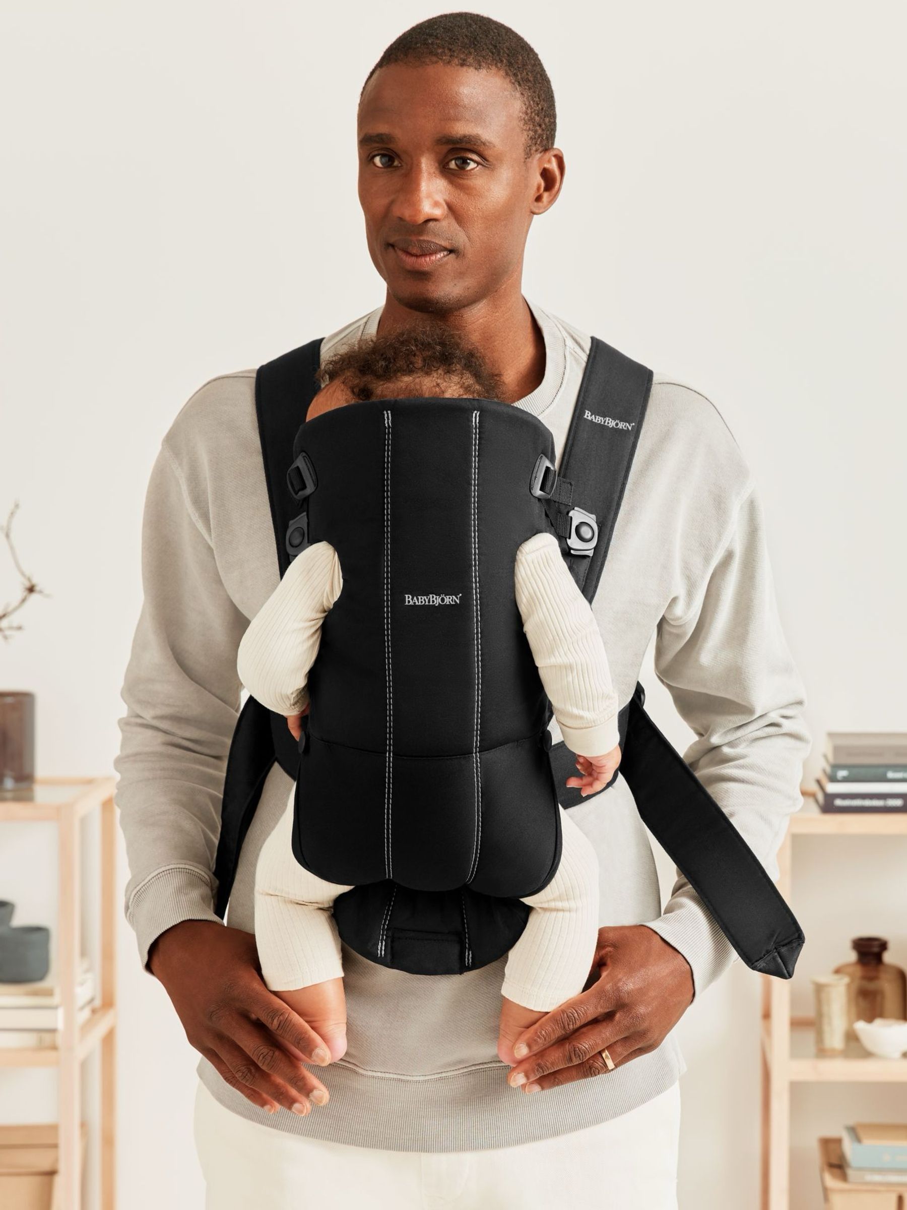 BabyBjörn Black Baby Carrier Mini Woven - Image 4 of 6