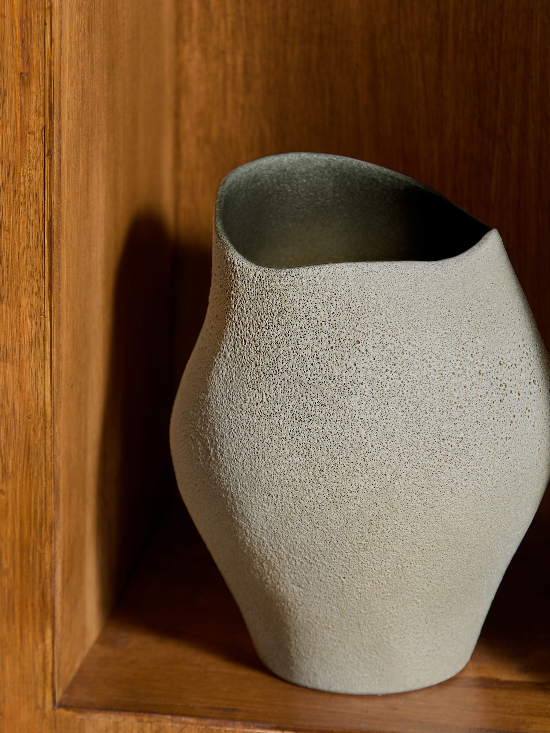 Calisto Vase in Natural - Image 2 of 3