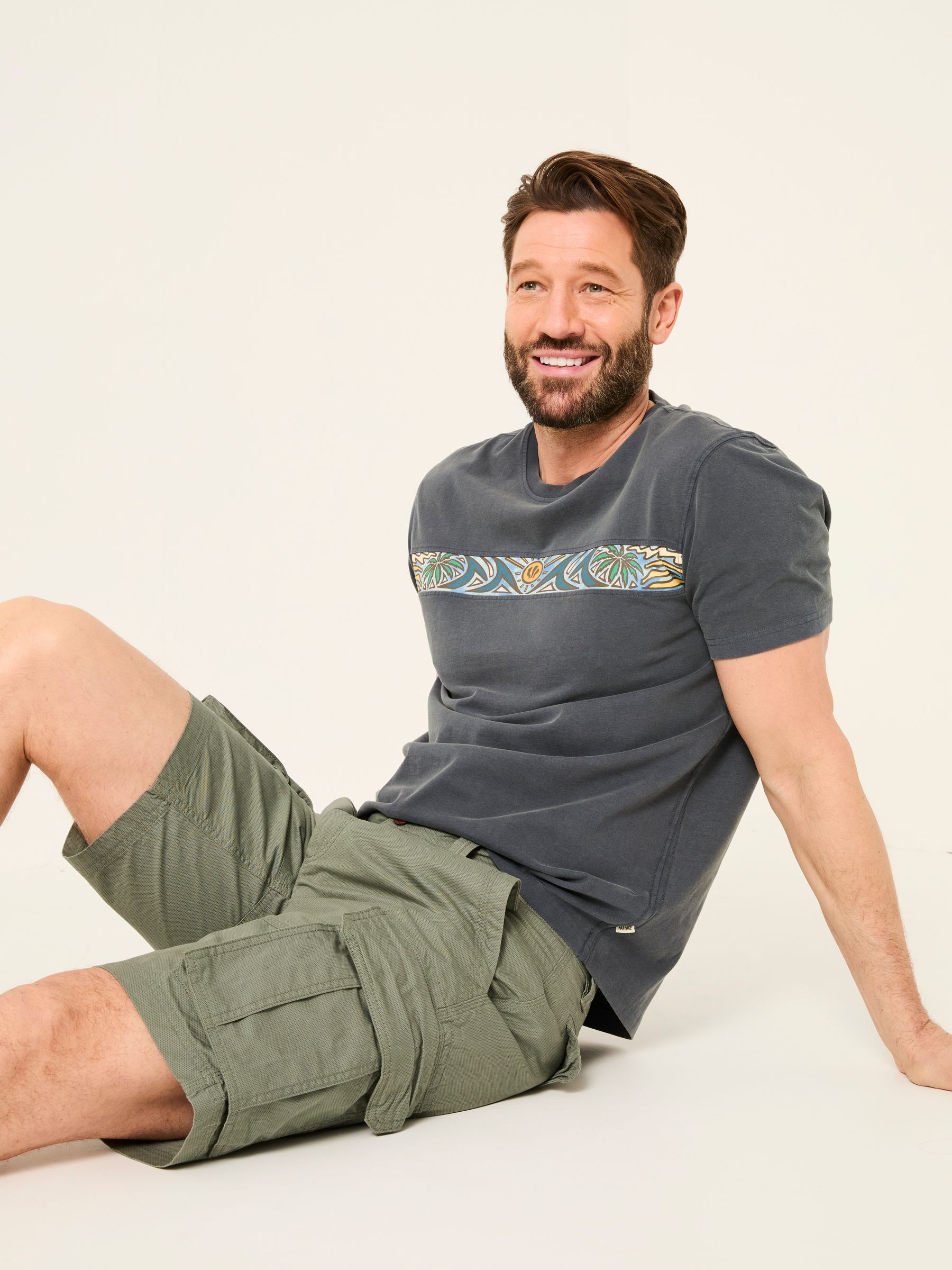 Bude Green Cargo Shorts - Image 4 of 8