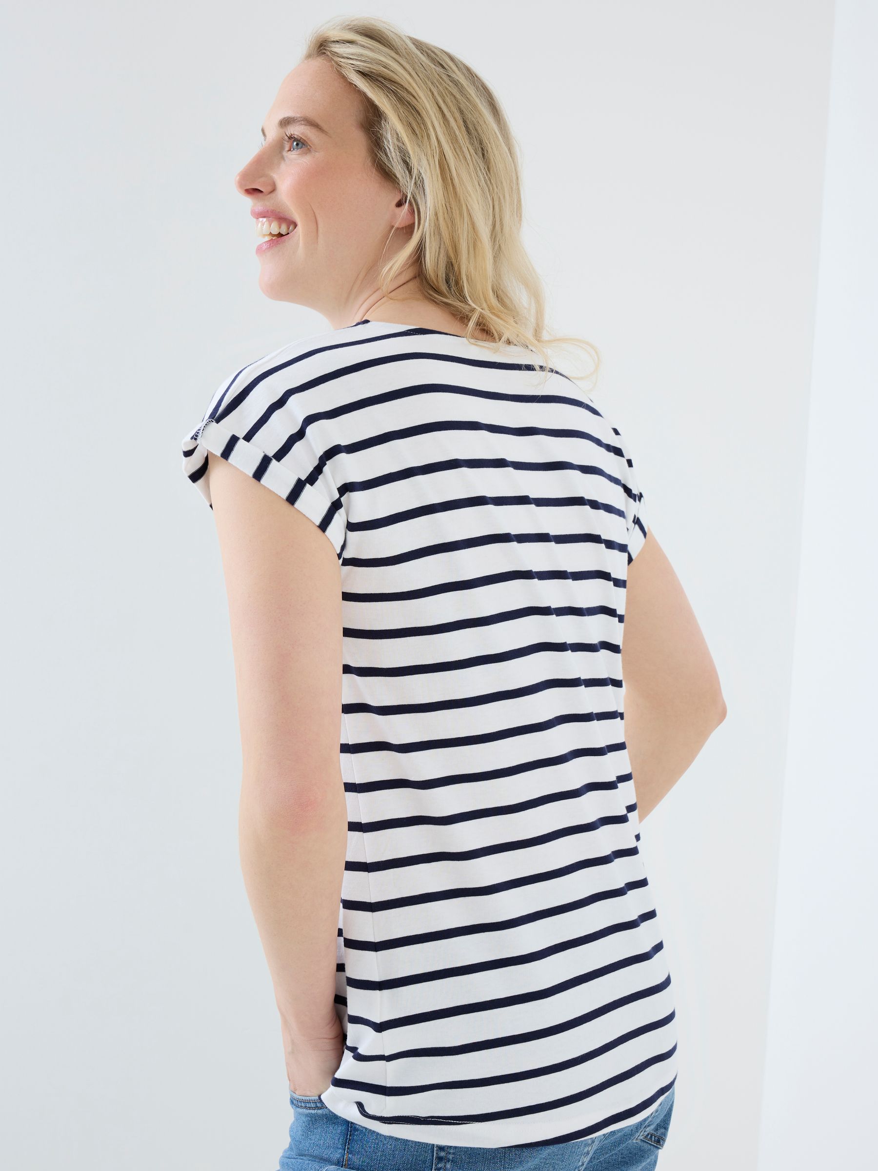 Midnight Maternity Boyfriend 100% Cotton T-Shirts 3 Pack - Image 6 of 9