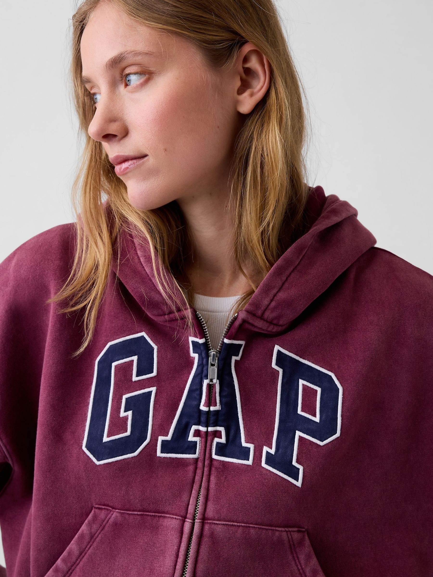 Burgundy Vintage Soft Oversized Logo Zip-Up Hoodie - Image 4 of 4 Burgundy Vintage Soft Oversized Logo Zip-Up Hoodie - Image 4 of 4