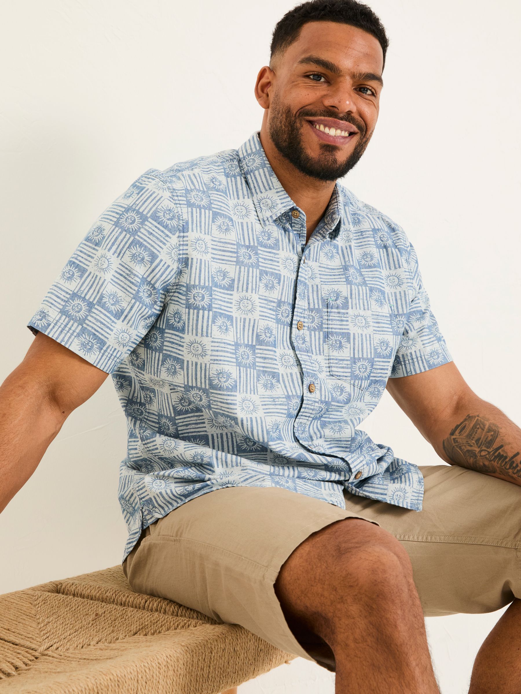 Blue Short Sleeve Sun Print 100% Cotton Shirt - Image 8 of 10