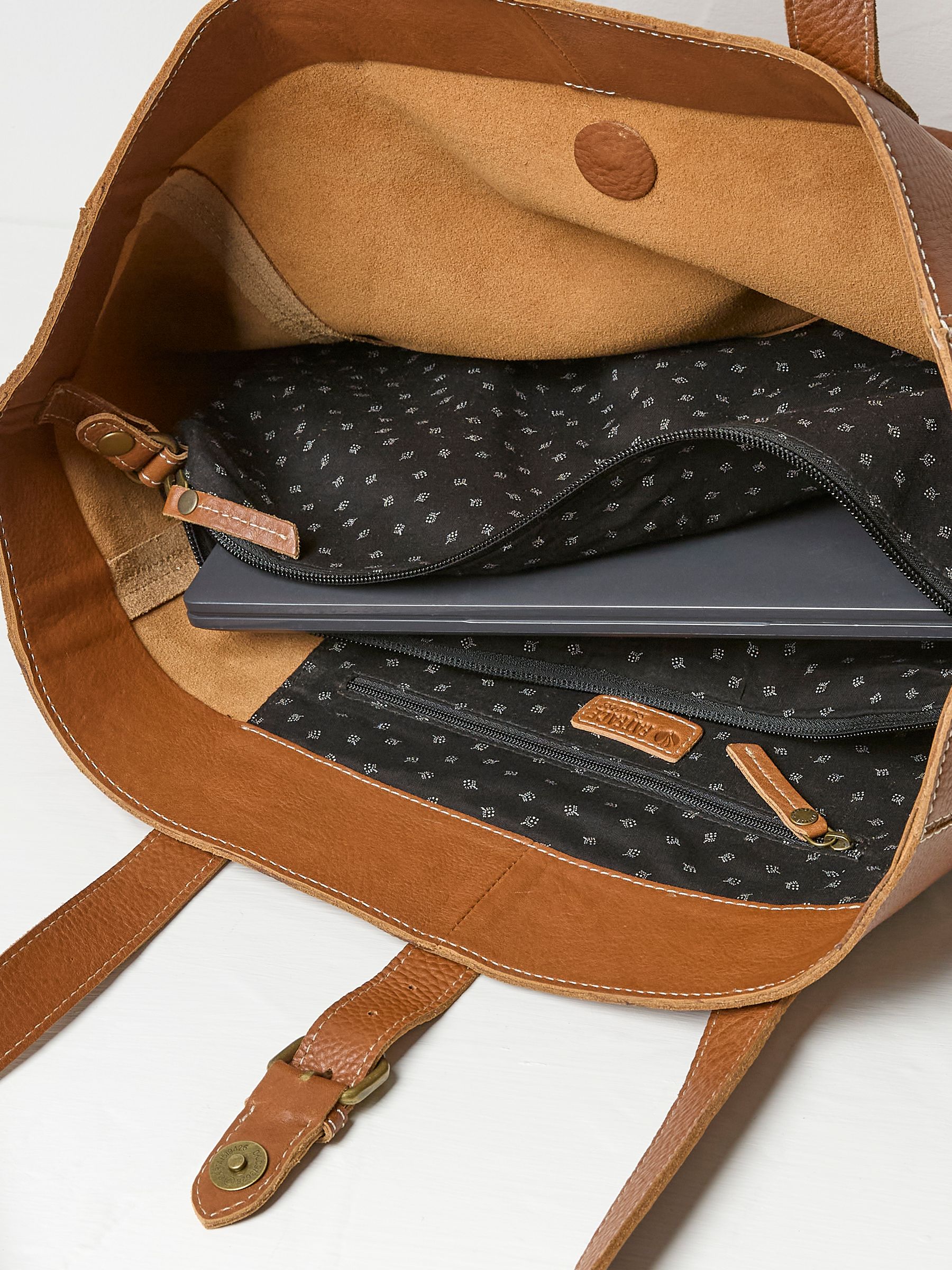 Olivia Tan Brown Leather Tote Bag - Image 2 of 2